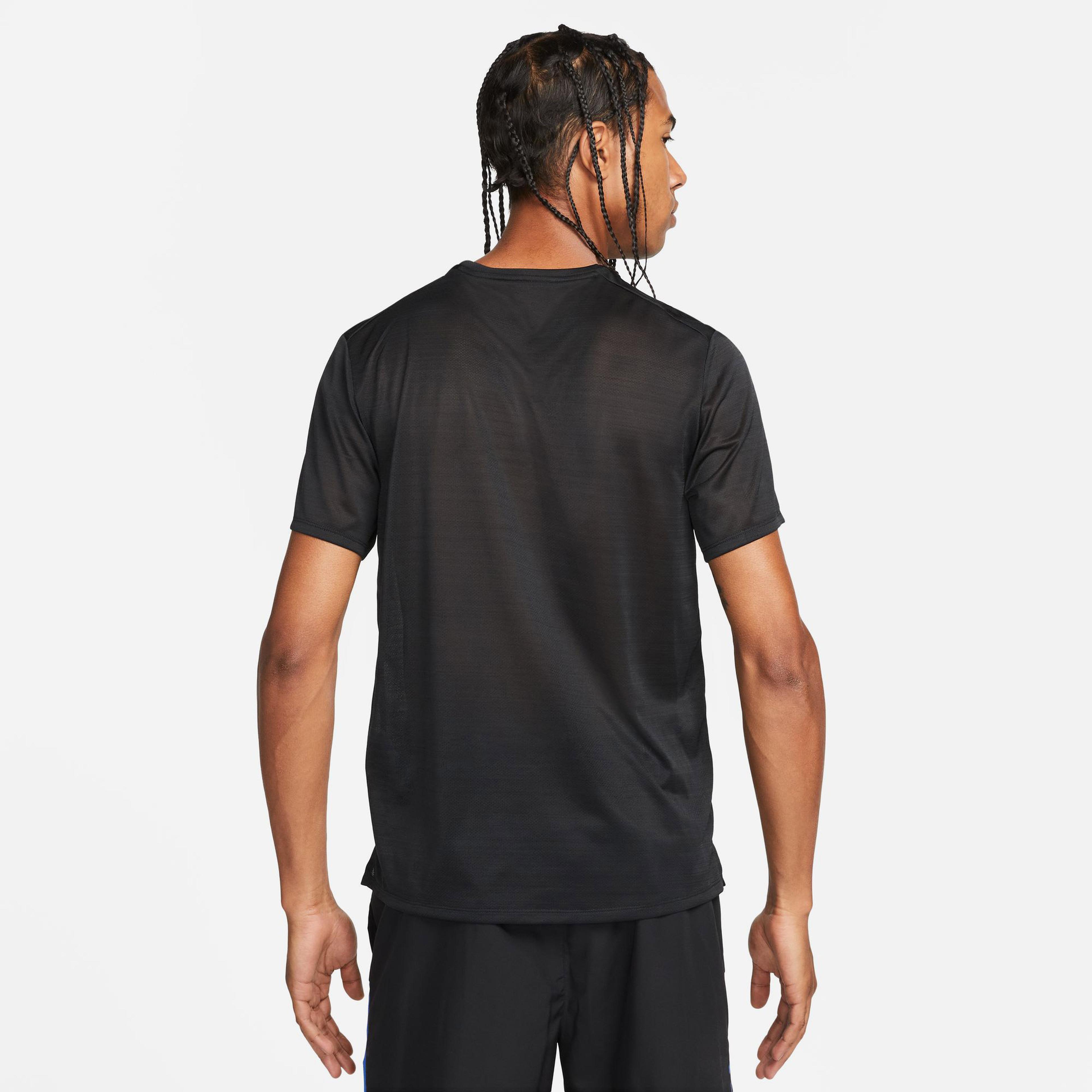 Nike Erkek Siyah T-Shirt