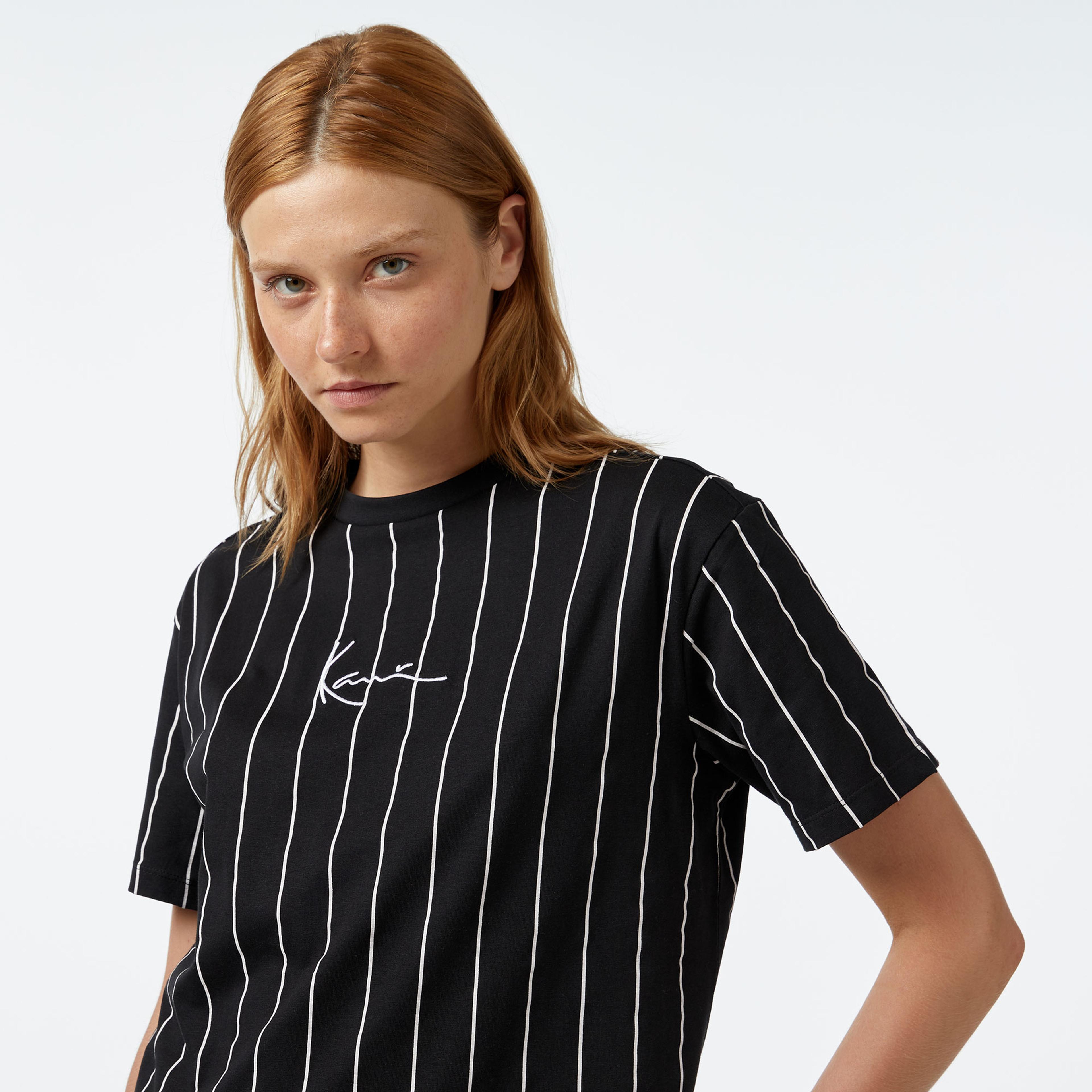 Karl Kani Small Signature Essential Pinstripe Os Kadın Siyah T-Shirt