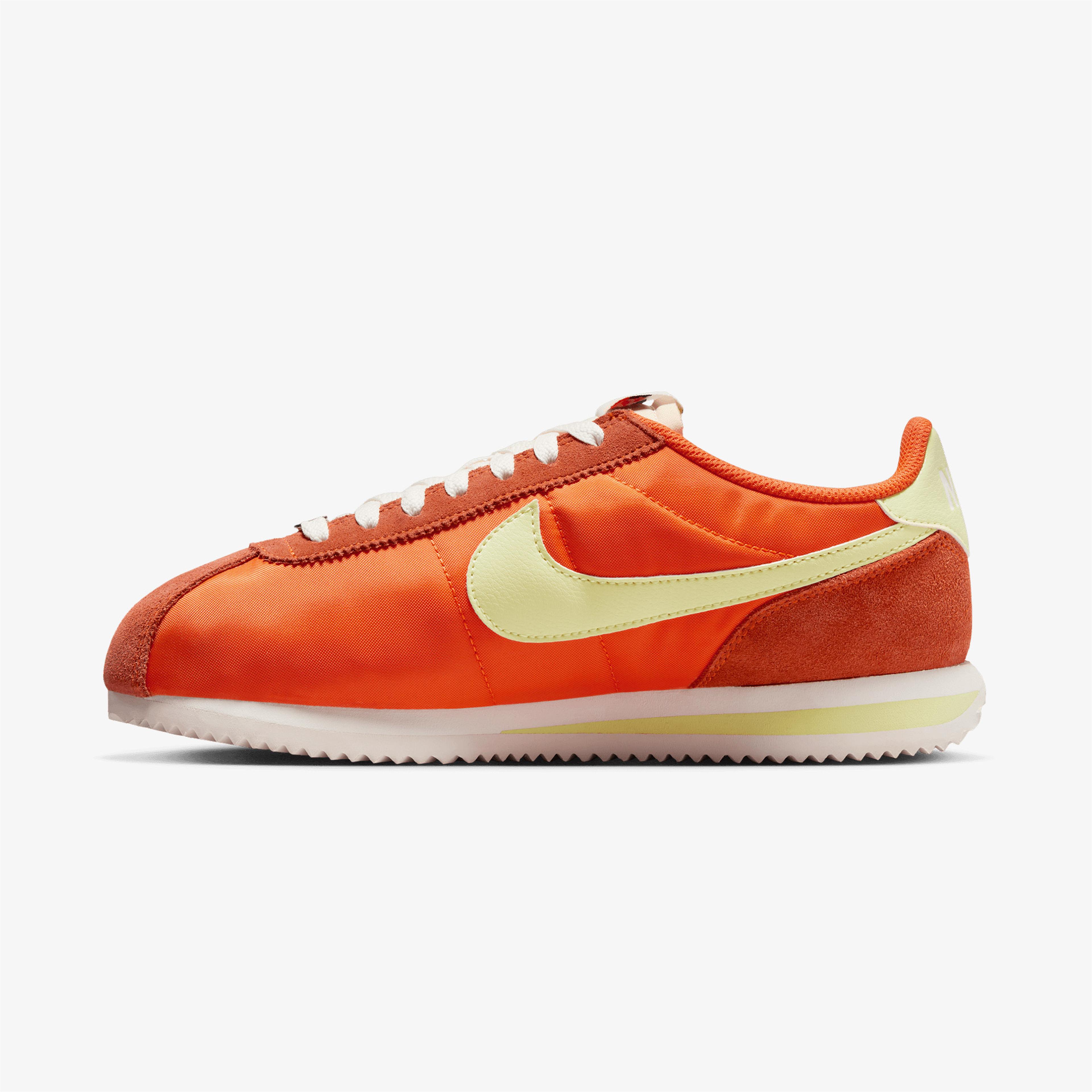 Nike Cortez Textile Kadın Turuncu Sneaker