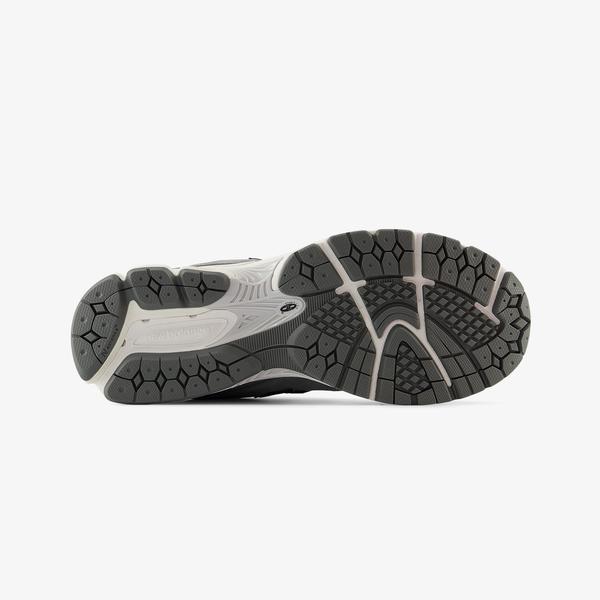 New Balance 2002R Unisex Gri Sneaker_3