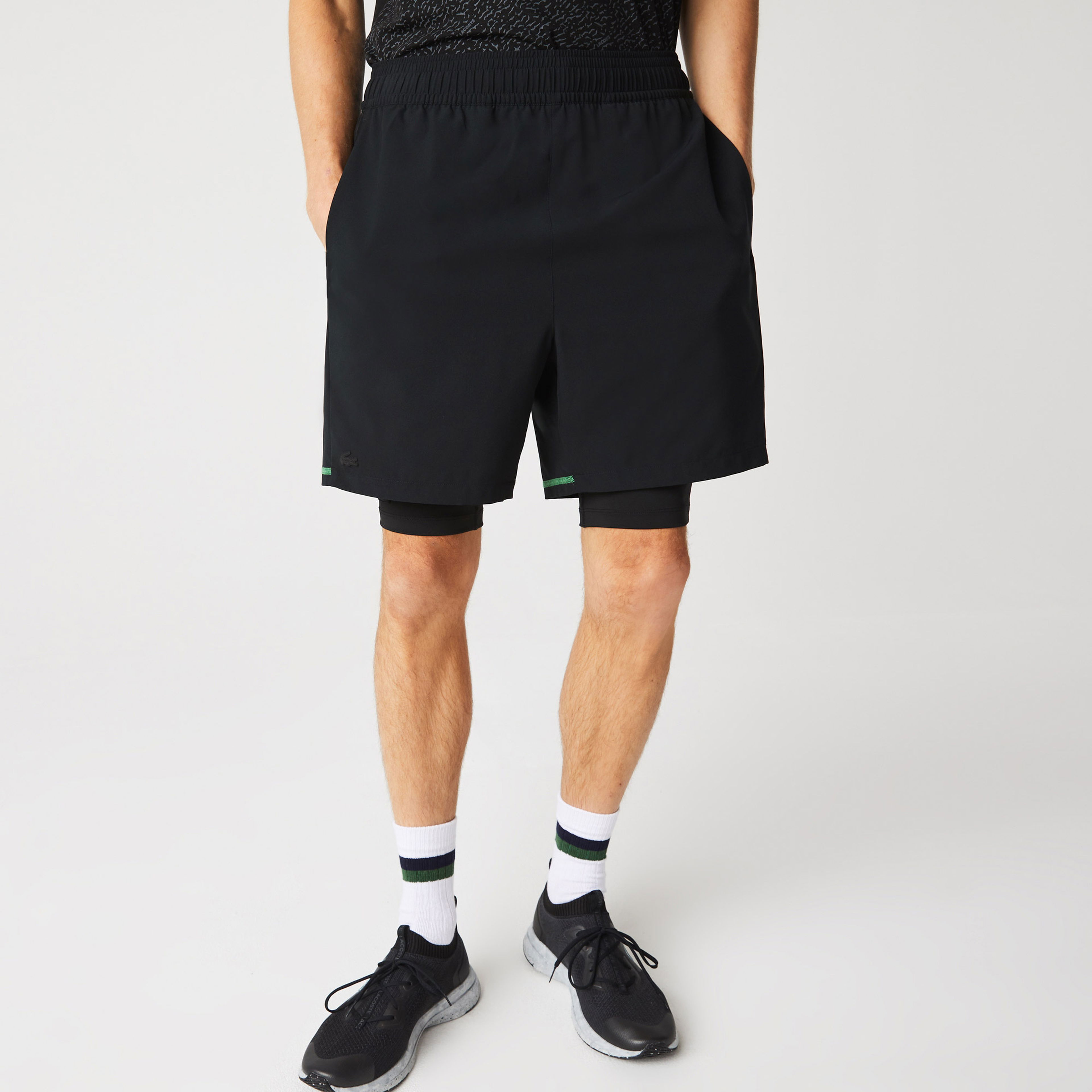 Lacoste SPORT Erkek Regular Fit Baskılı Siyah Şort