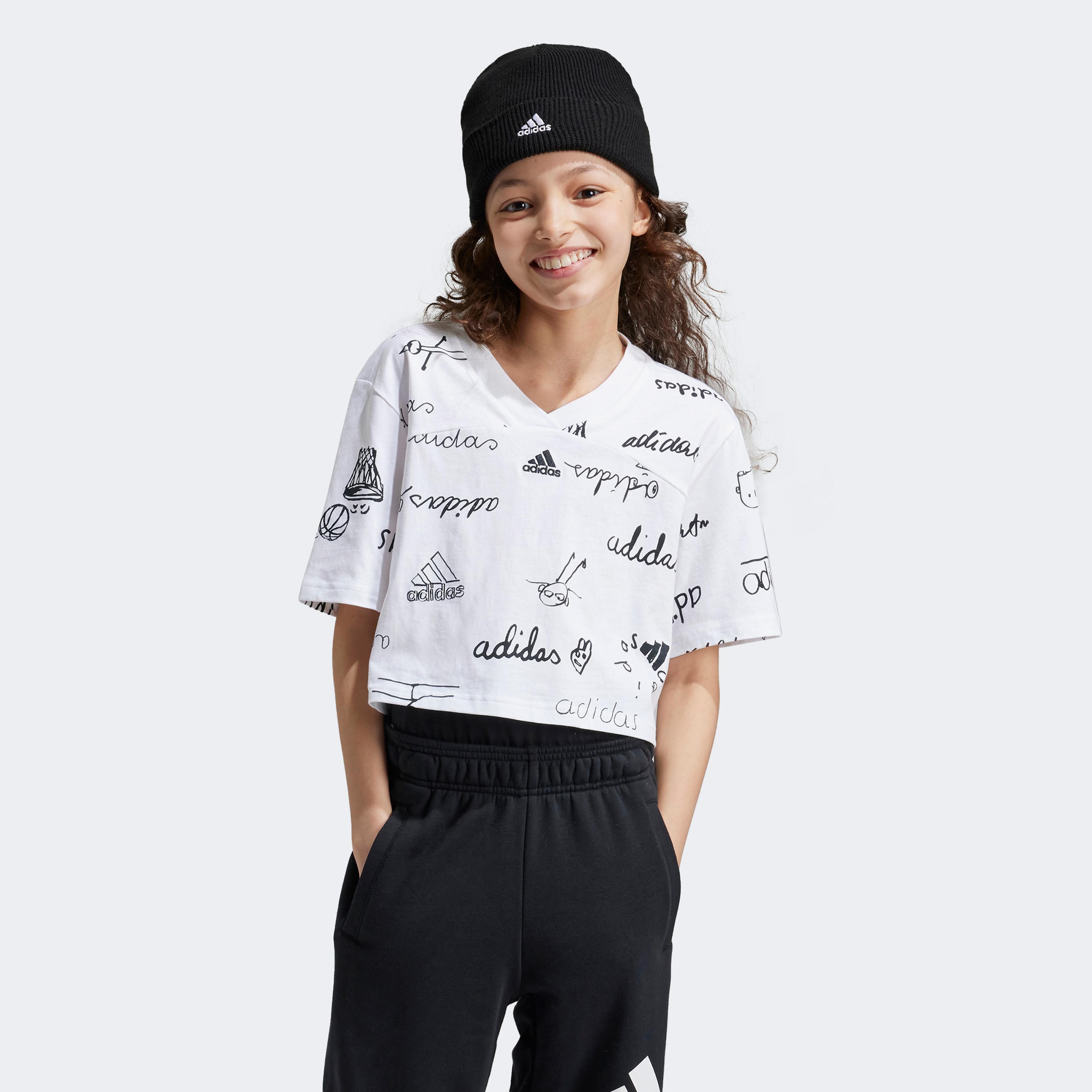 adidas Brand Love Çocuk Beyaz T-Shirt
