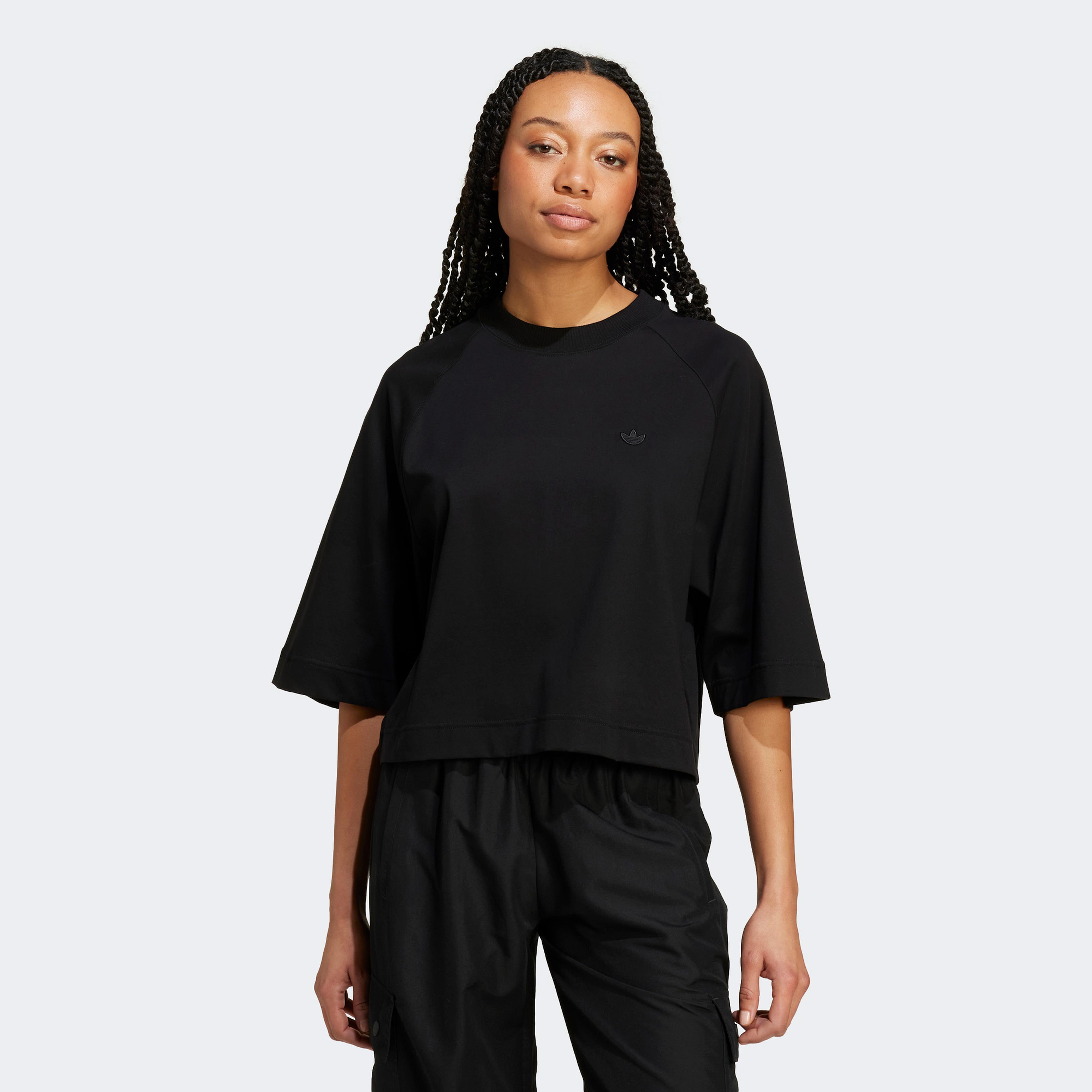 adidas Premium Essentials Oversize Kadın Siyah T-Shirt
