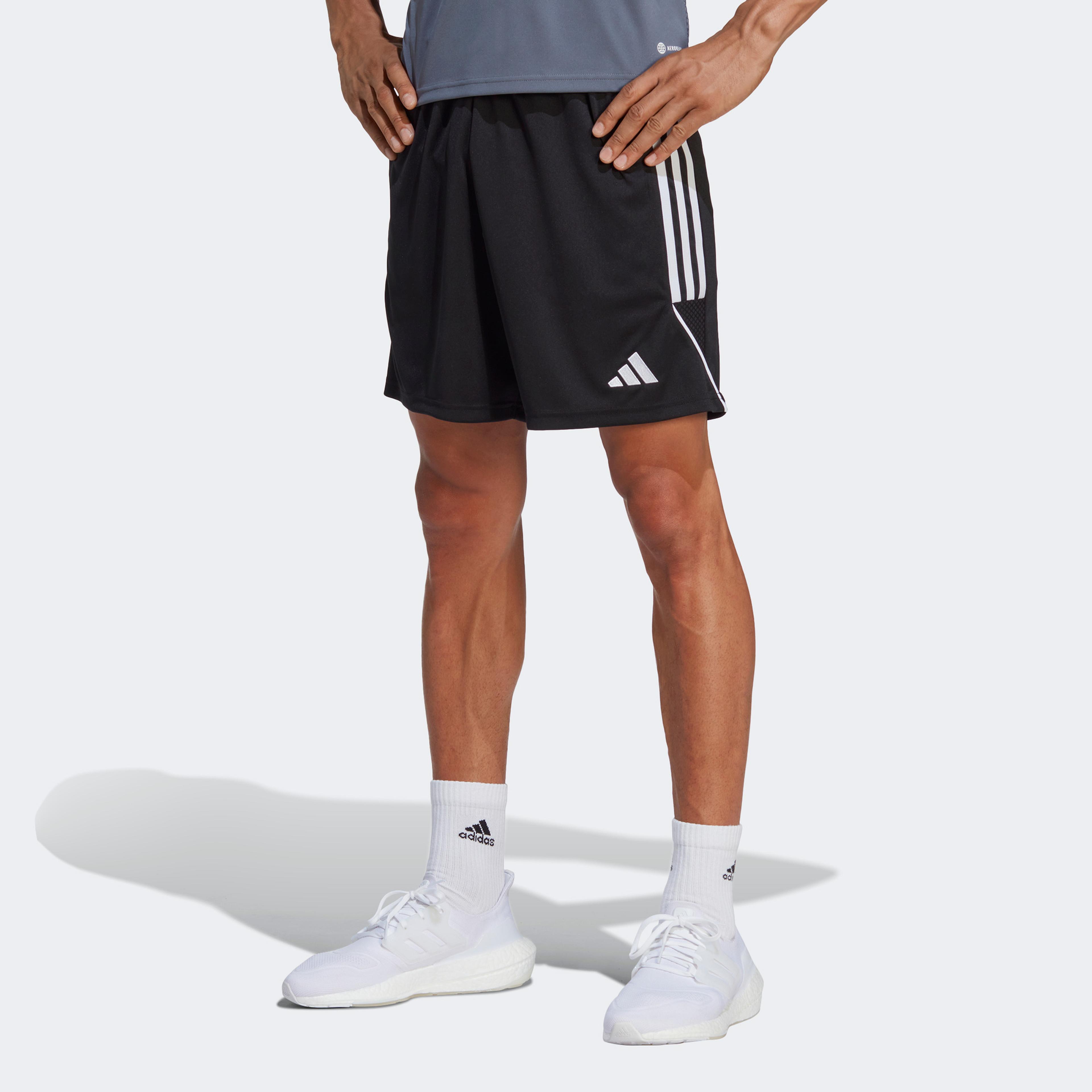 adidas Tiro 23 Erkek Siyah Antrenman Şortu