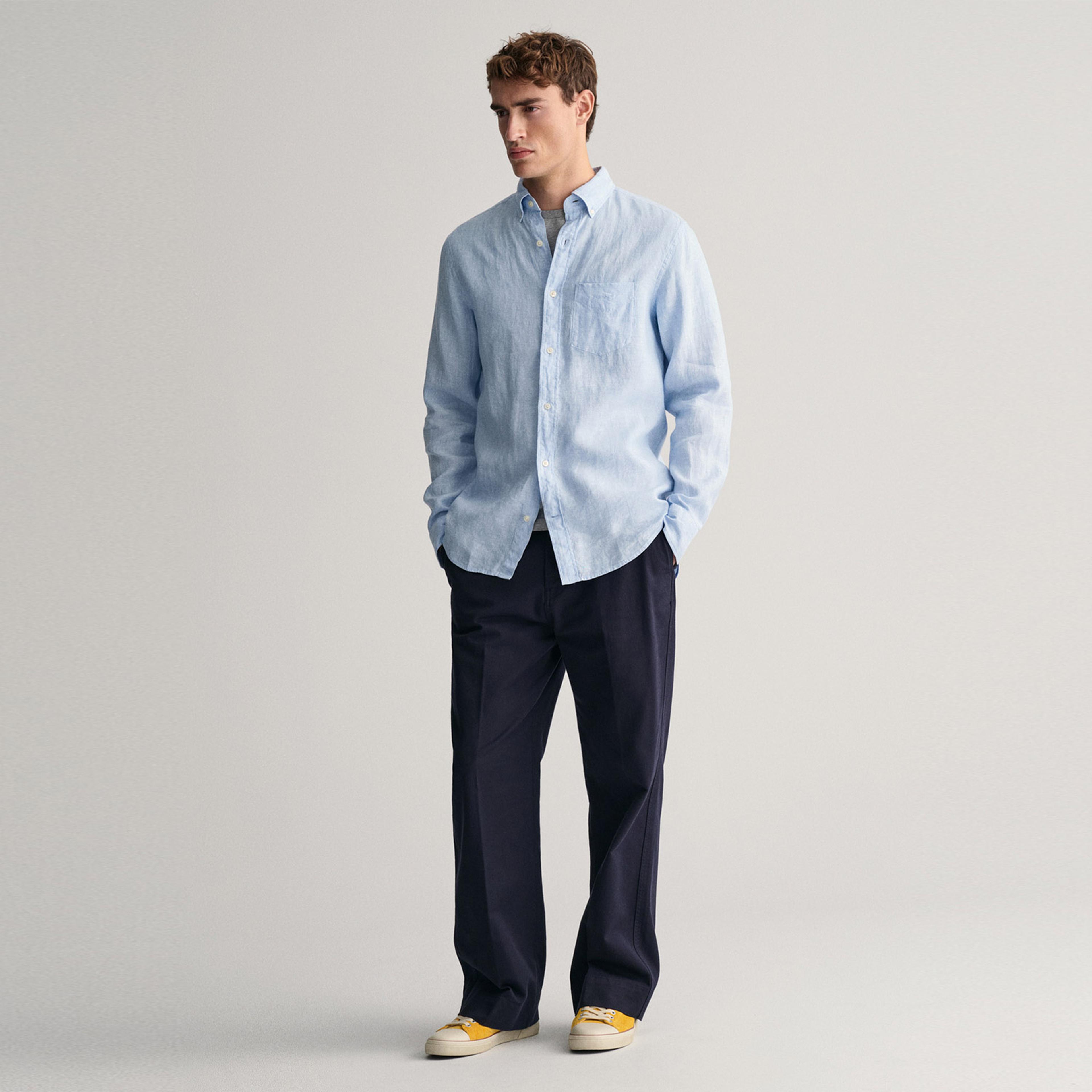 GANT Erkek Mavi Regular Fit Düğmeli Yaka Keten Gömlek