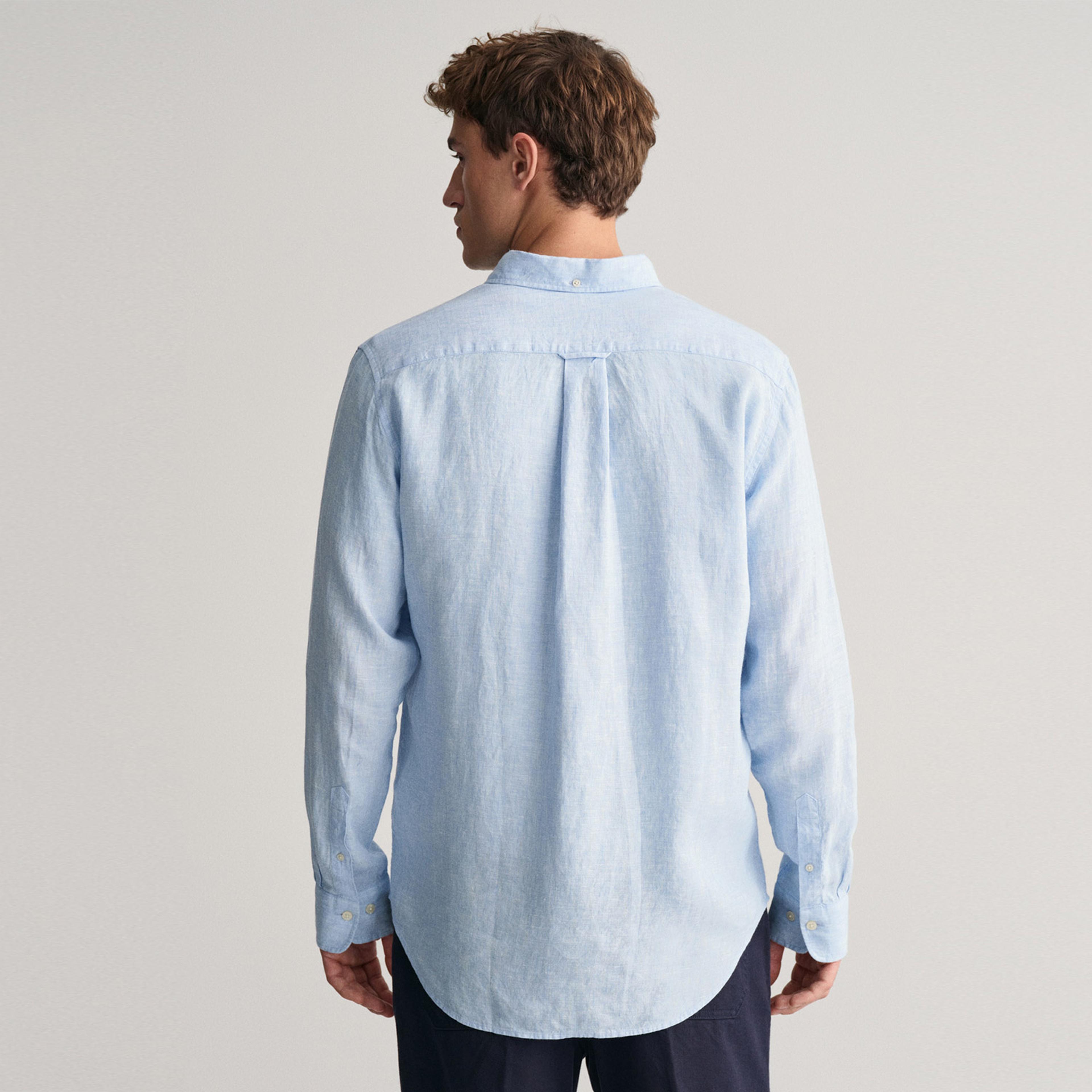 GANT Erkek Mavi Regular Fit Düğmeli Yaka Keten Gömlek