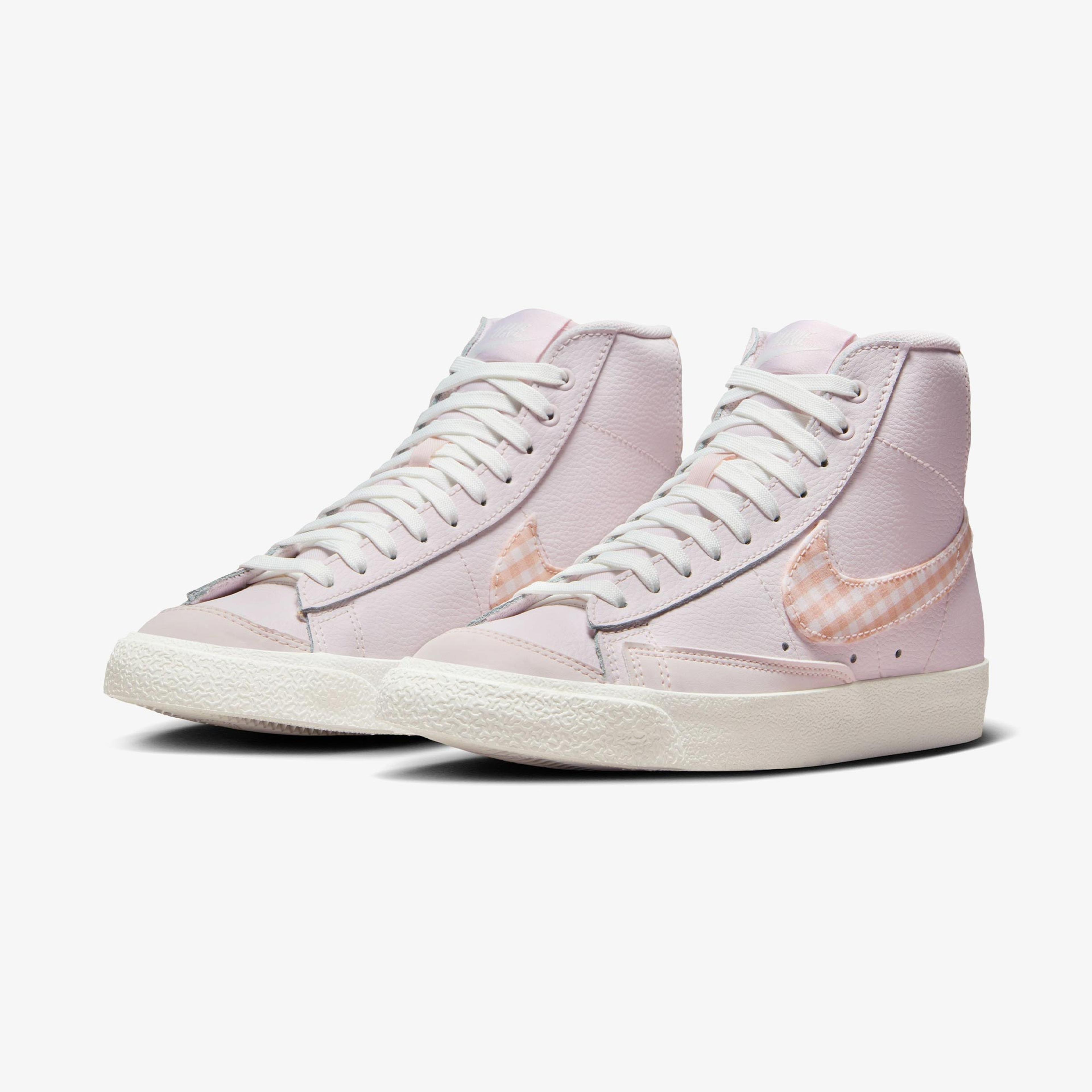 Nike Blazer Mid '77 Kadın Pembe Sneaker