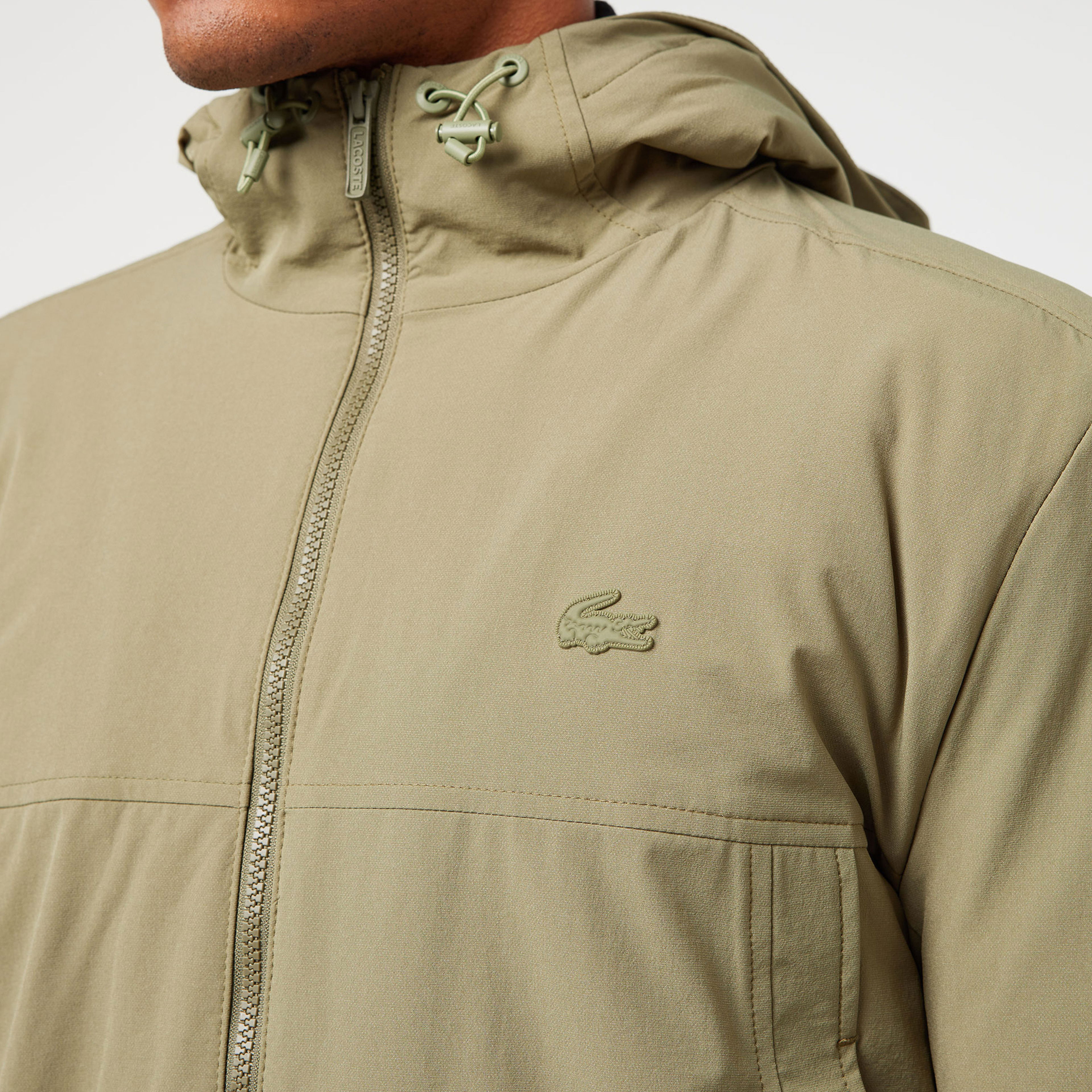 Lacoste Erkek Relaxed Fit Kapüşonlu Yeşil Yağmurluk
