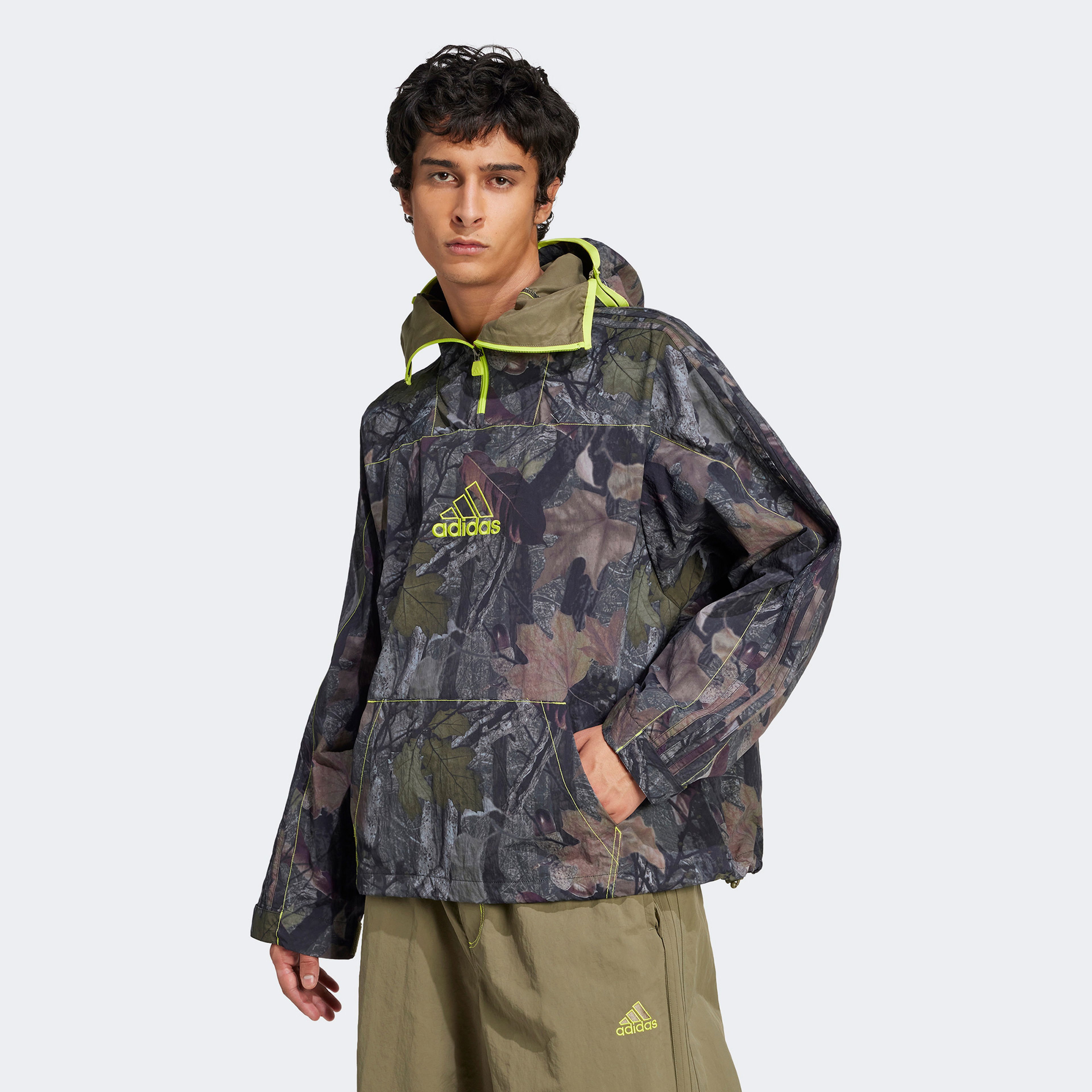 adidas Camo Q1 Fermuarlı Erkek Kamuflaj Mont