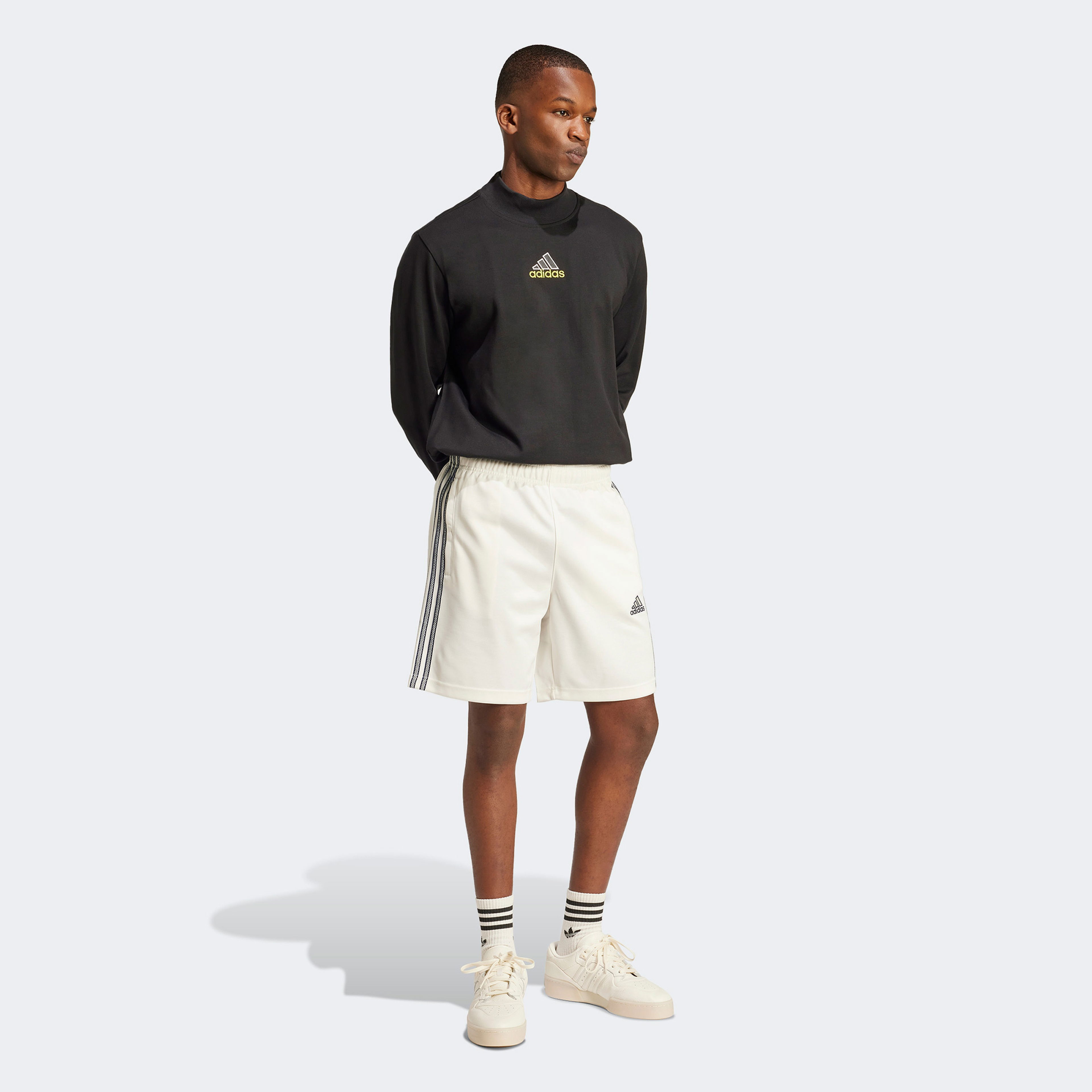 adidas Badge of Sport Erkek Siyah Sweatshirt