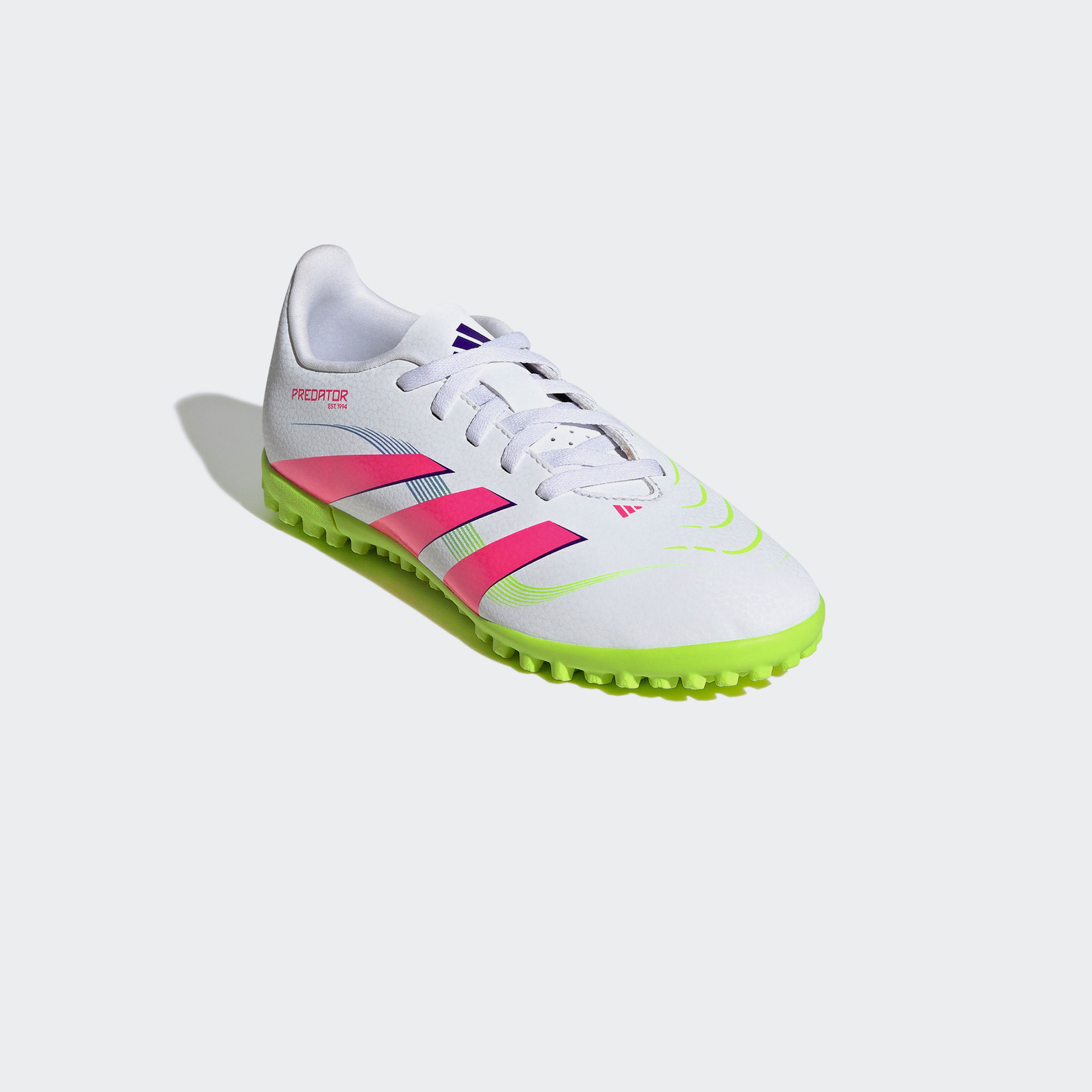 adidas Predator Club Çocuk Beyaz Krampon