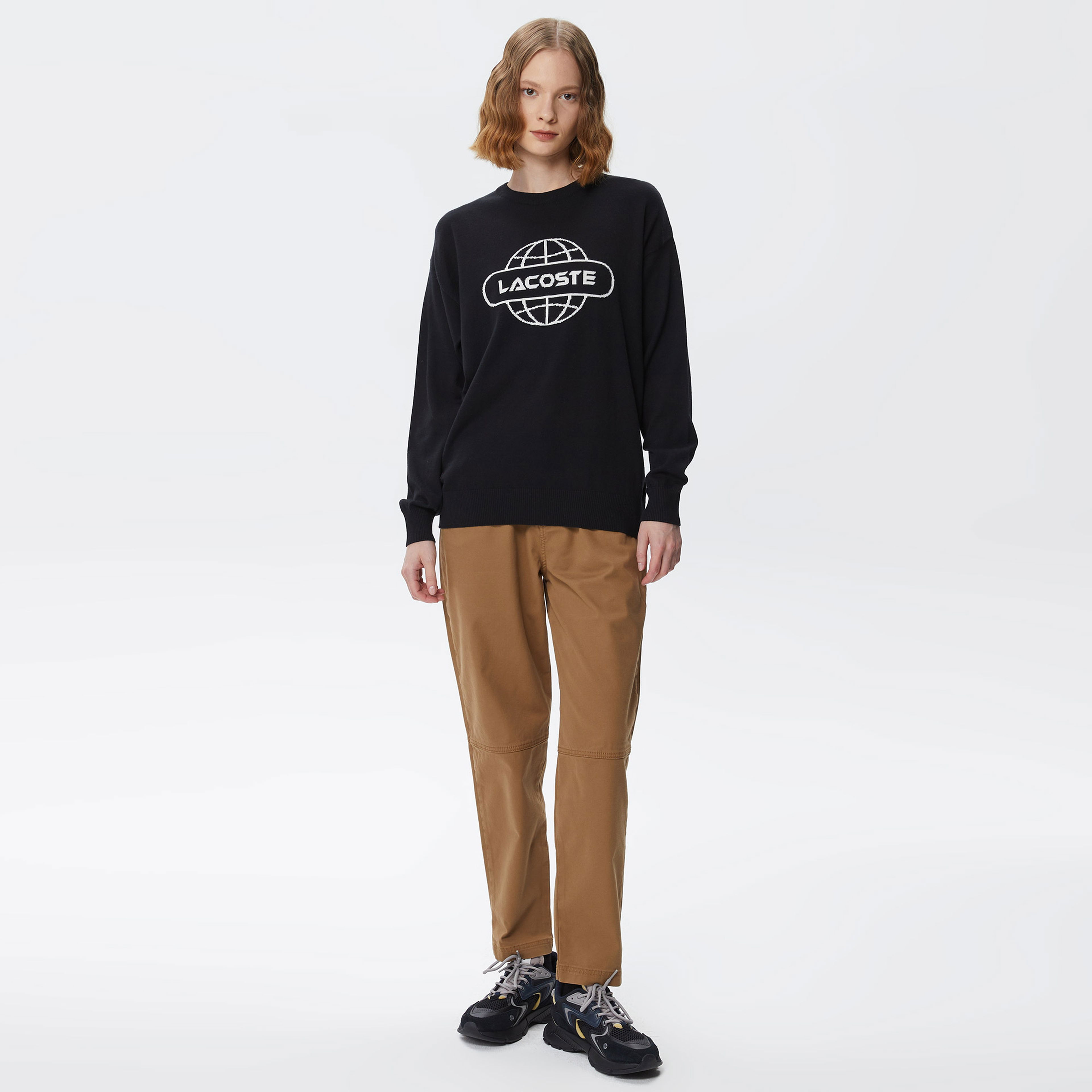Lacoste Kadın Regular Fit Bisiklet Yaka Baskılı Siyah Kazak