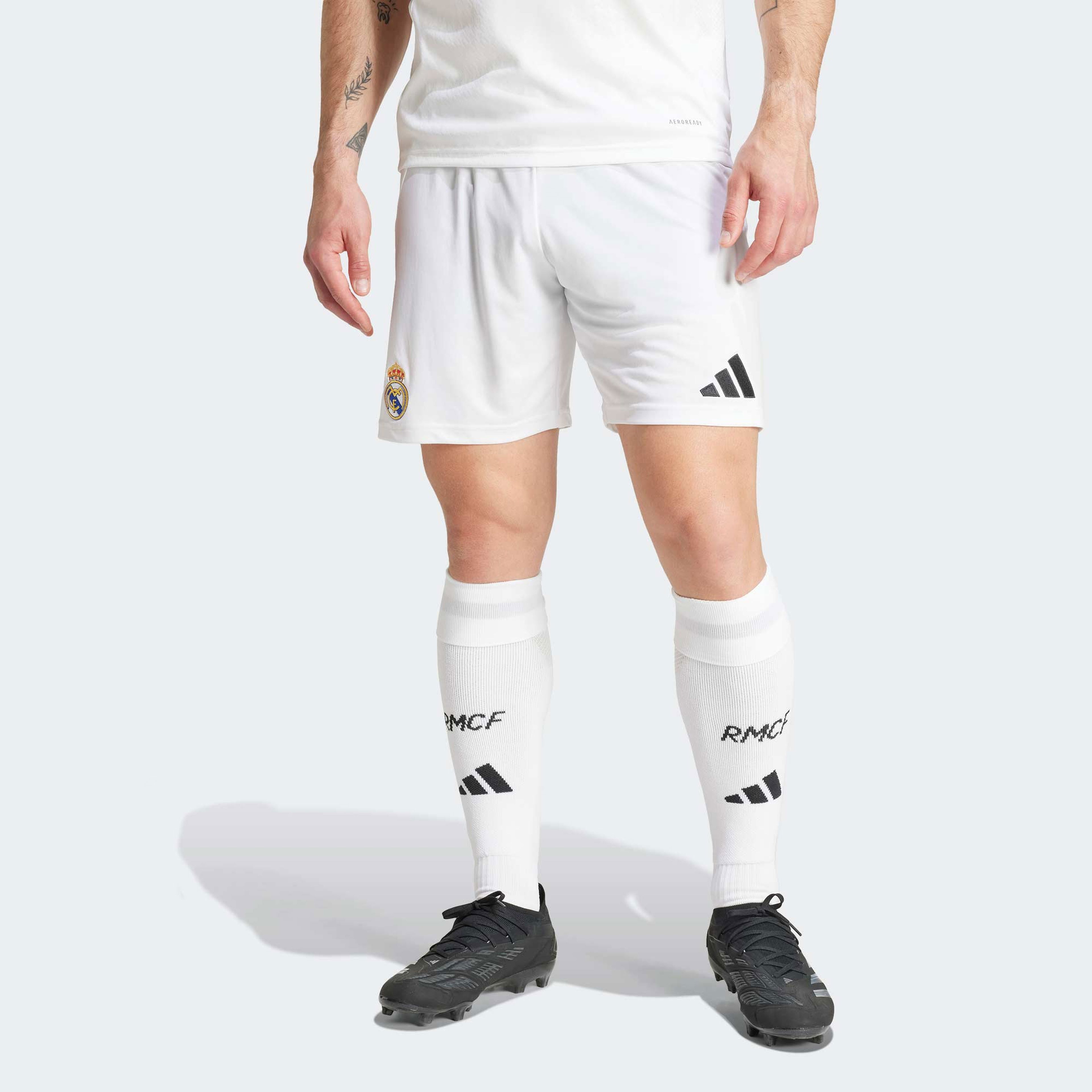 adidas Real Madrid CF 23/24 Erkek Beyaz Futbol Şortu