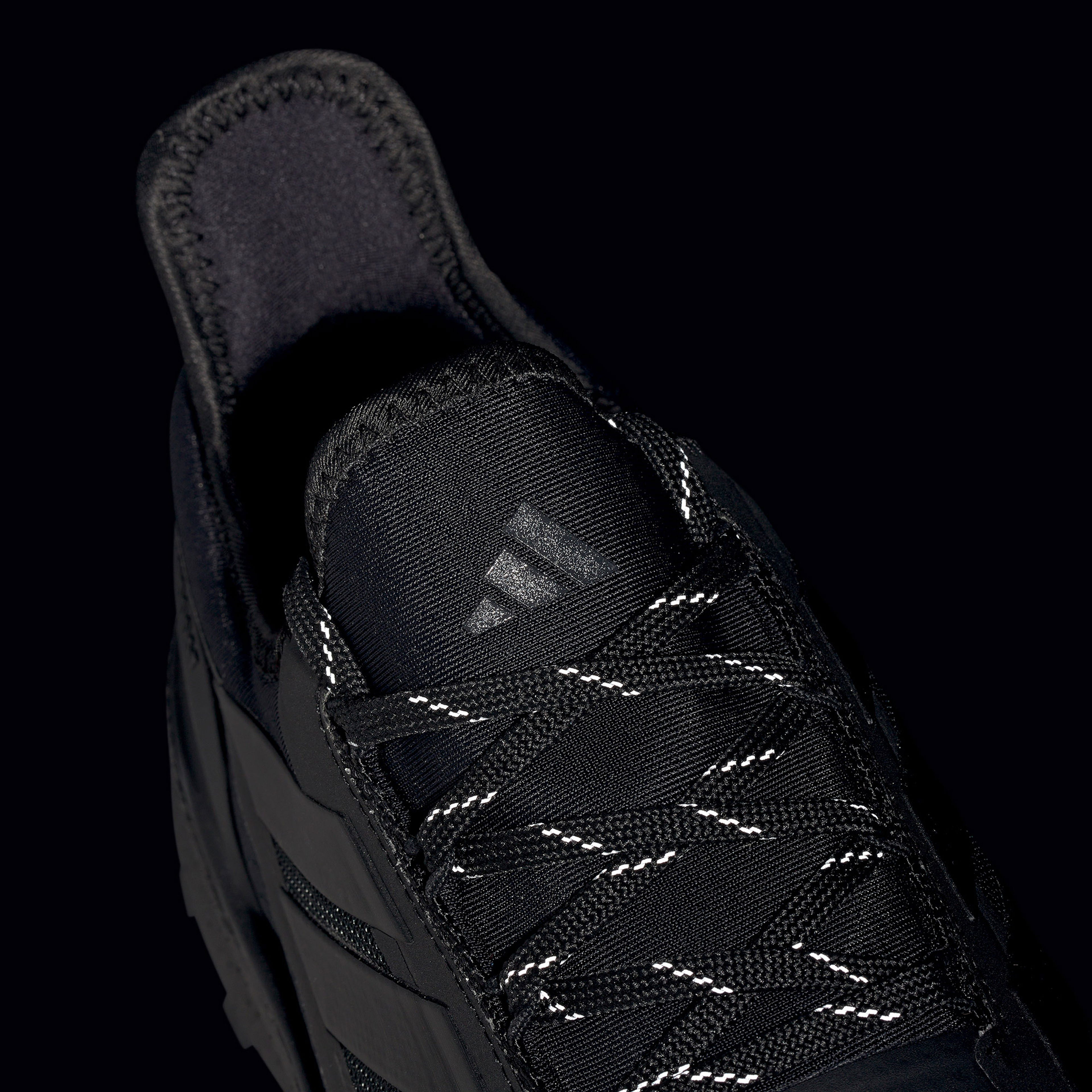 adidas Ultraboost 5 Gore-Tex Erkek Siyah Koşu Ayakkabısı
