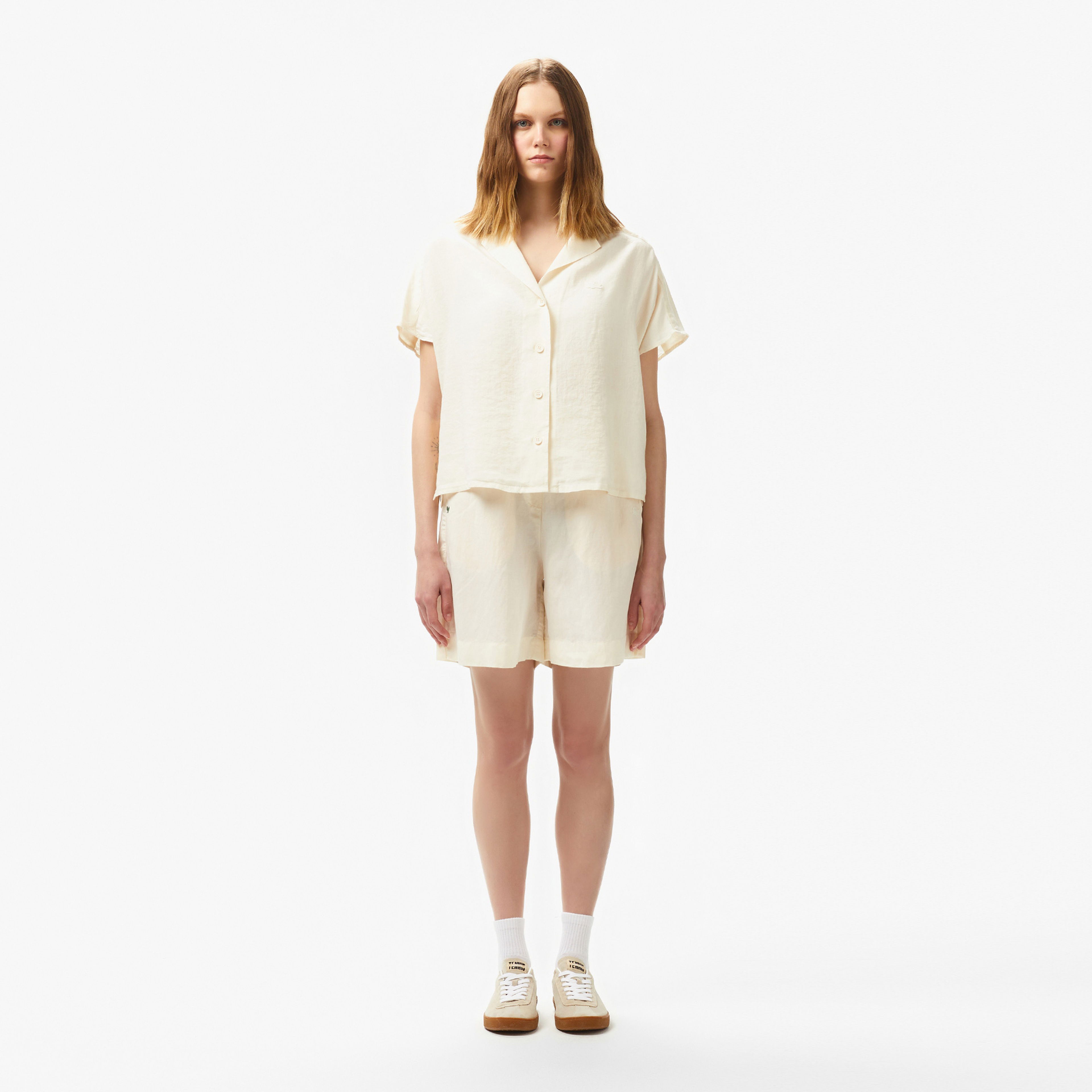Lacoste Kadın Regular Fit Beyaz Bermuda Şort