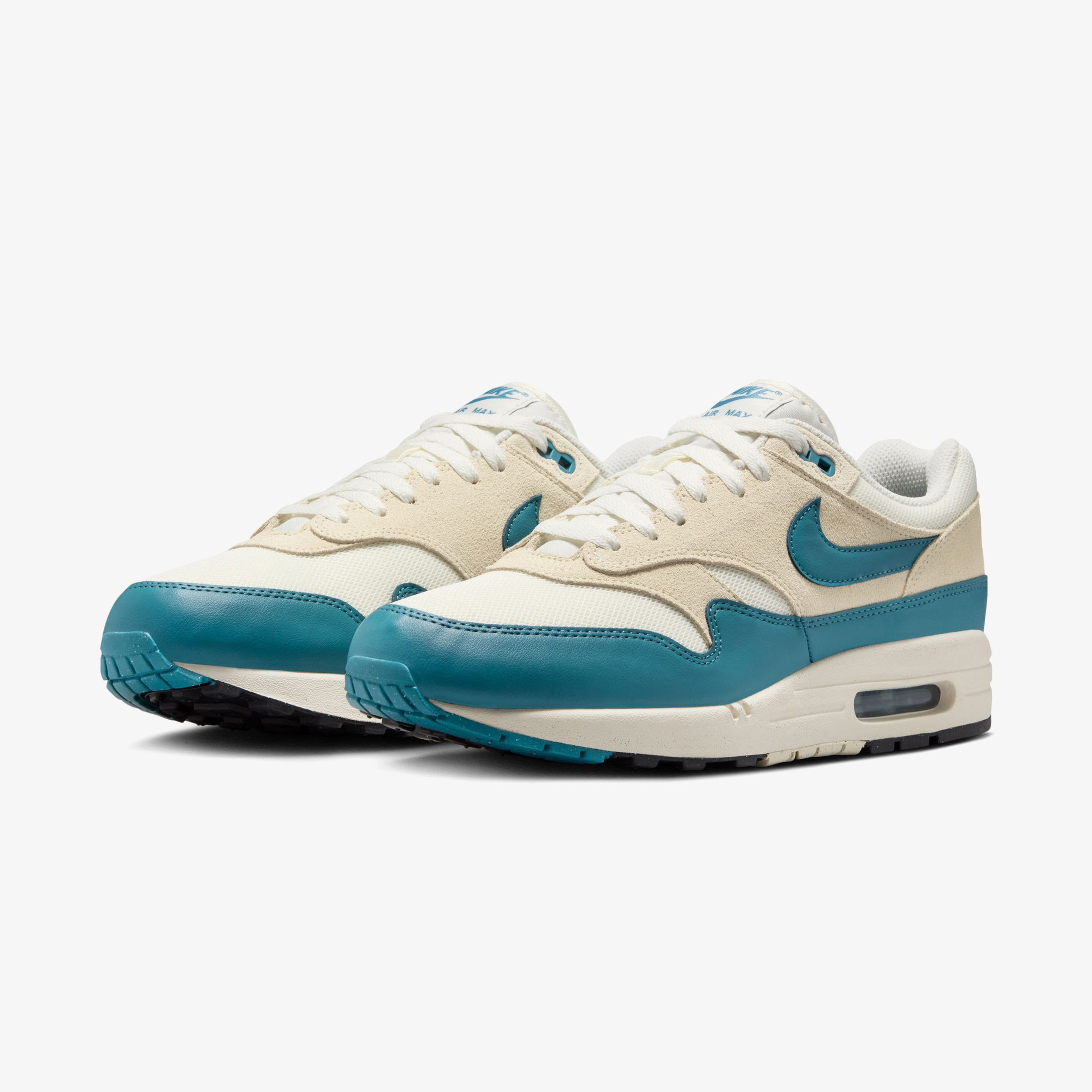 Nike Air Max Essentials Erkek Krem/Mavi Spor Ayakkabı