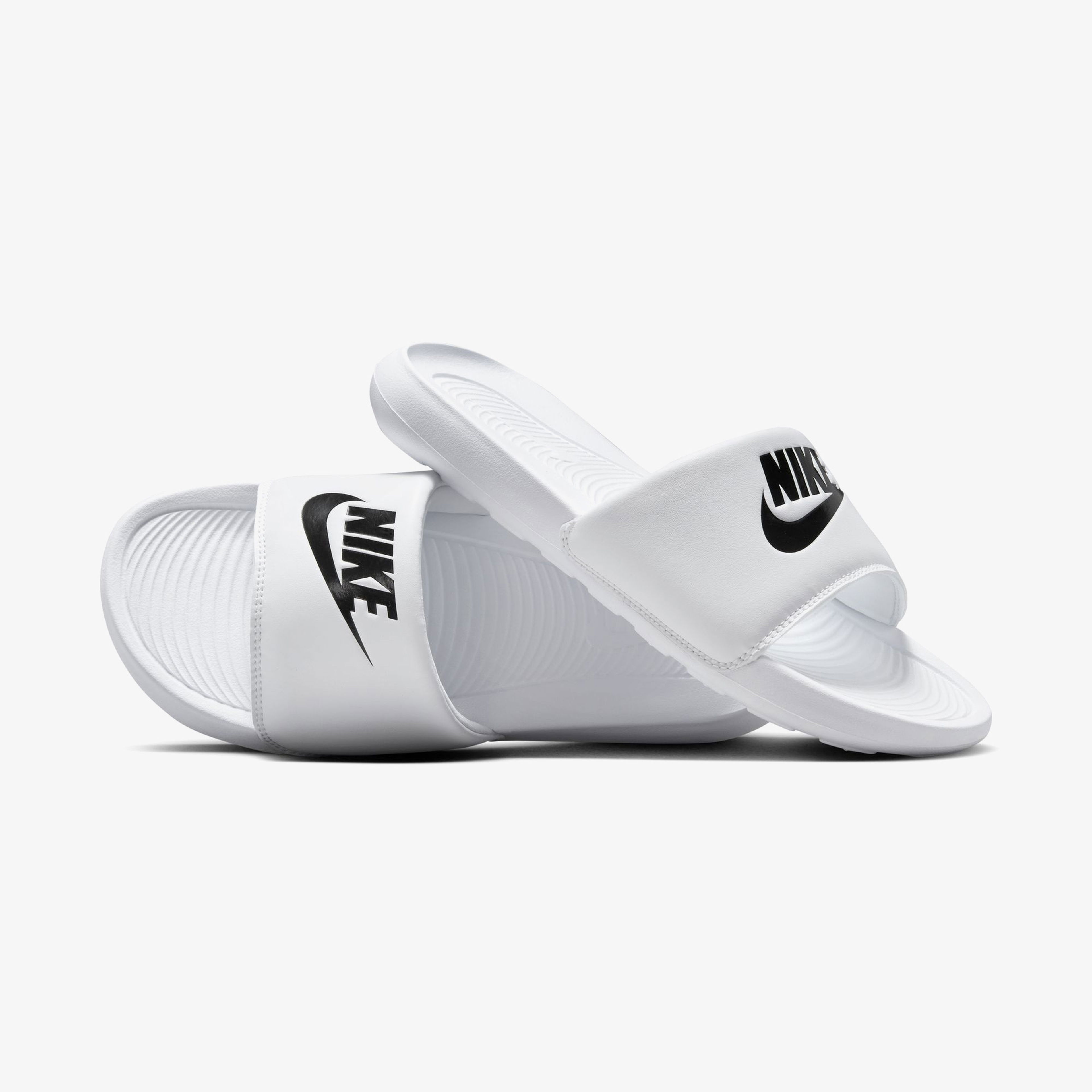 Nike Victori One Kadın Beyaz Terlik