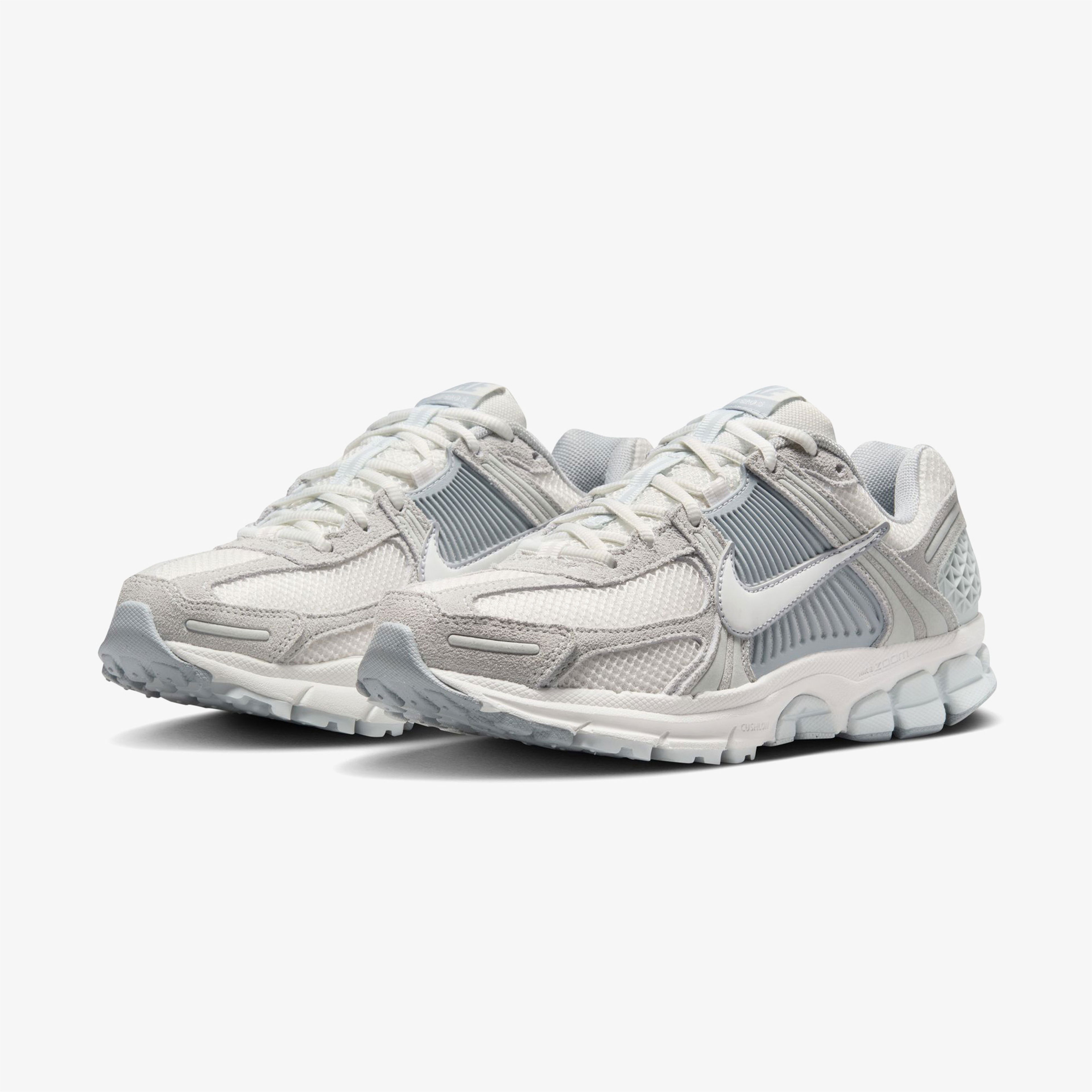 Nike Zoom Vomero 5 Kadın Beyaz Sneaker