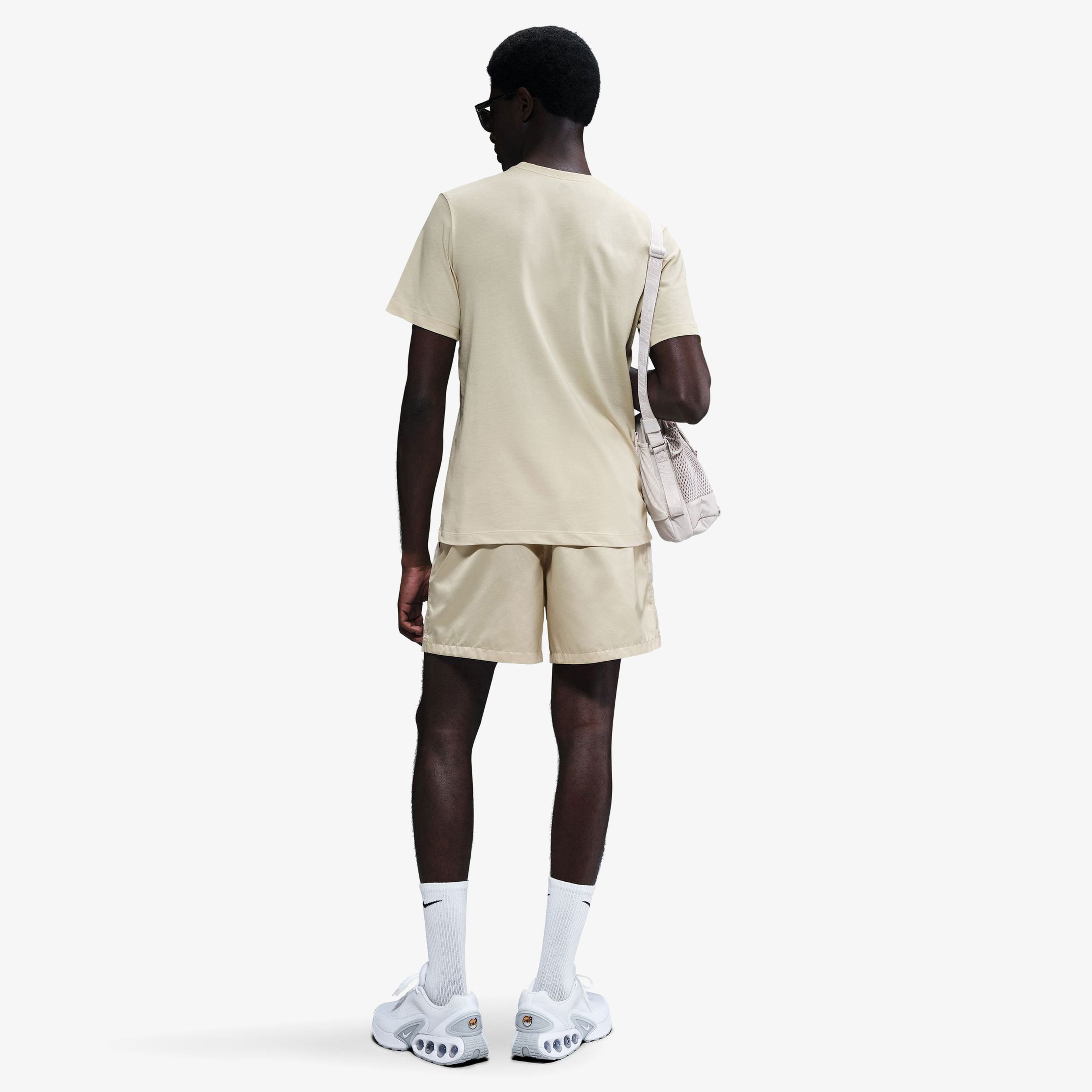 Nike Sportswear Futura Erkek Haki T-Shirt