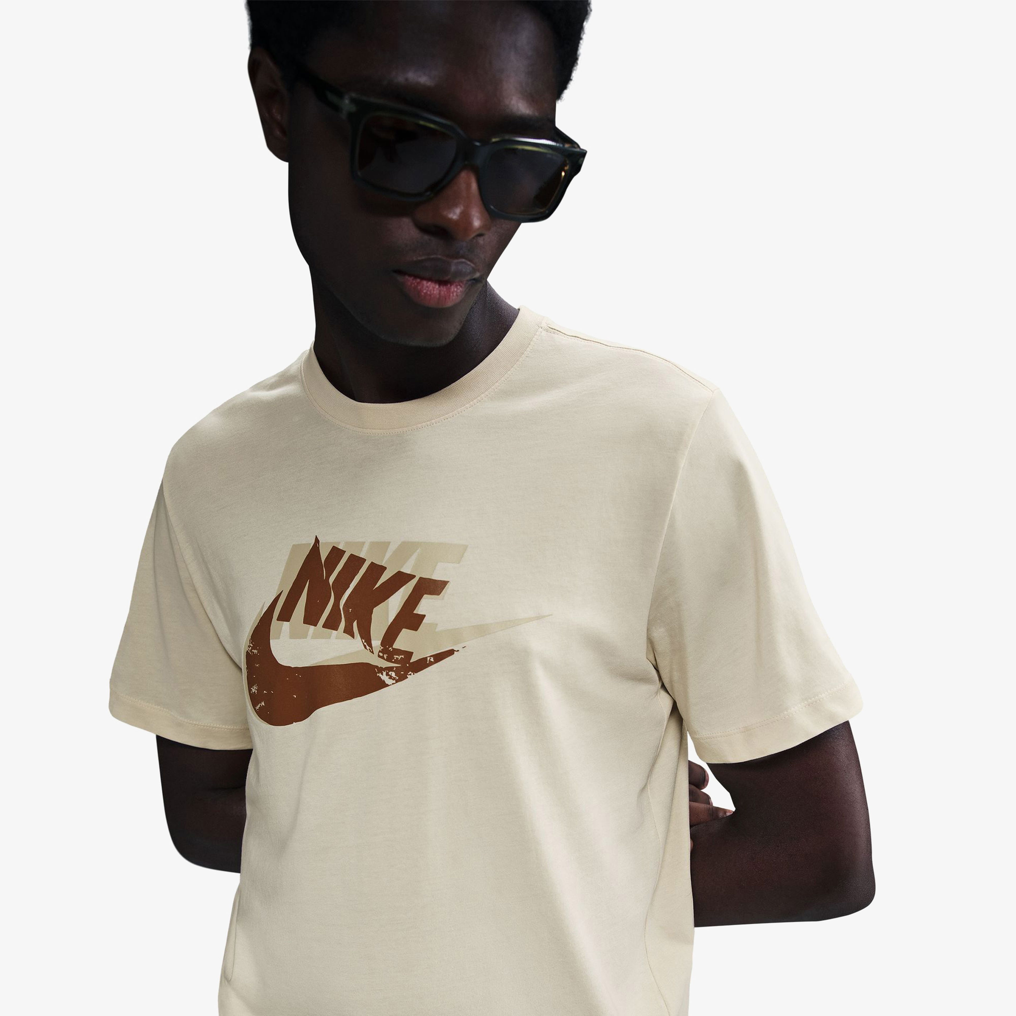 Nike Sportswear Futura Erkek Haki T-Shirt
