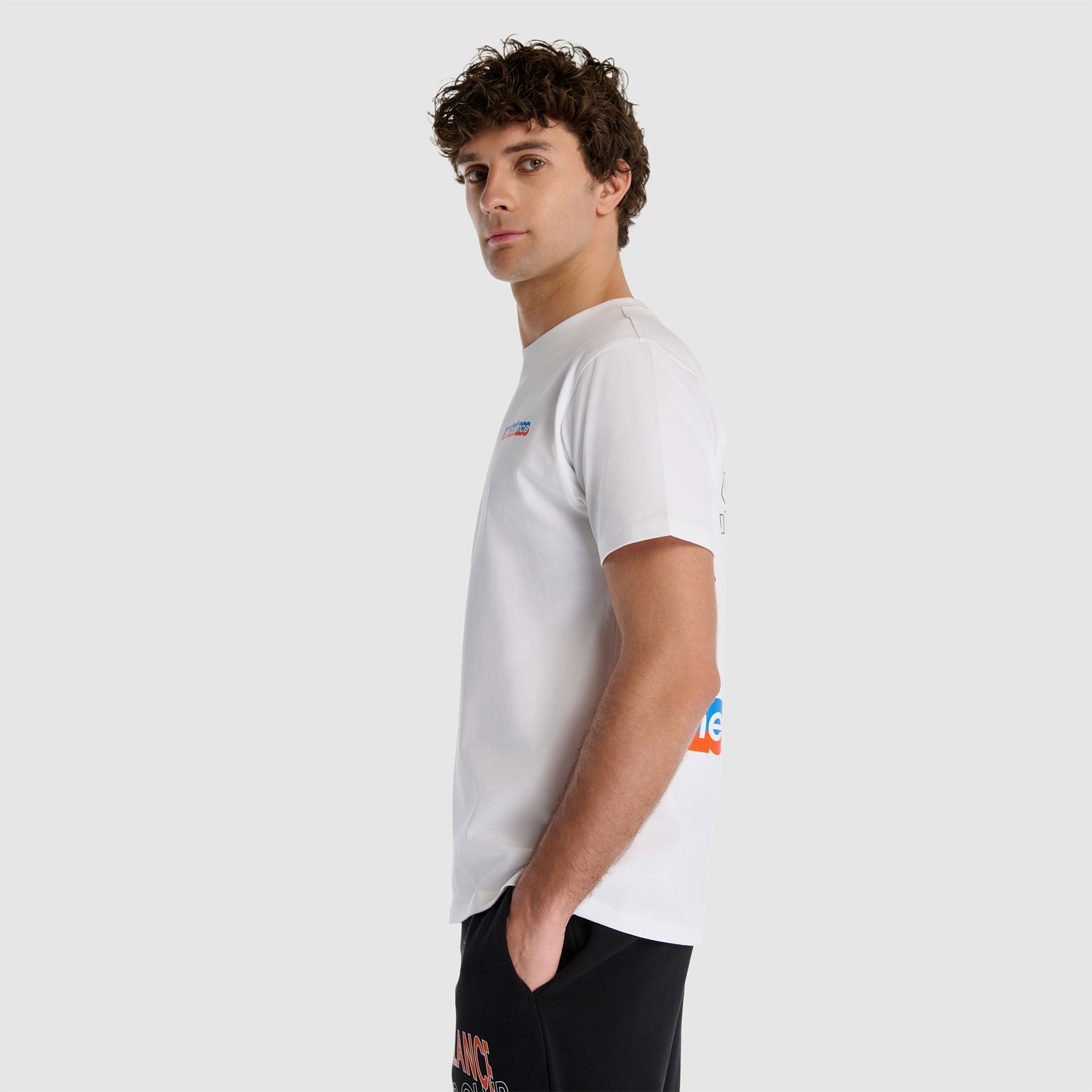 New Balance Erkek Beyaz T-Shirt
