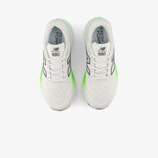 New Balance Fresh Foam 880 Erkek Beyaz Koşu Ayakkabısı