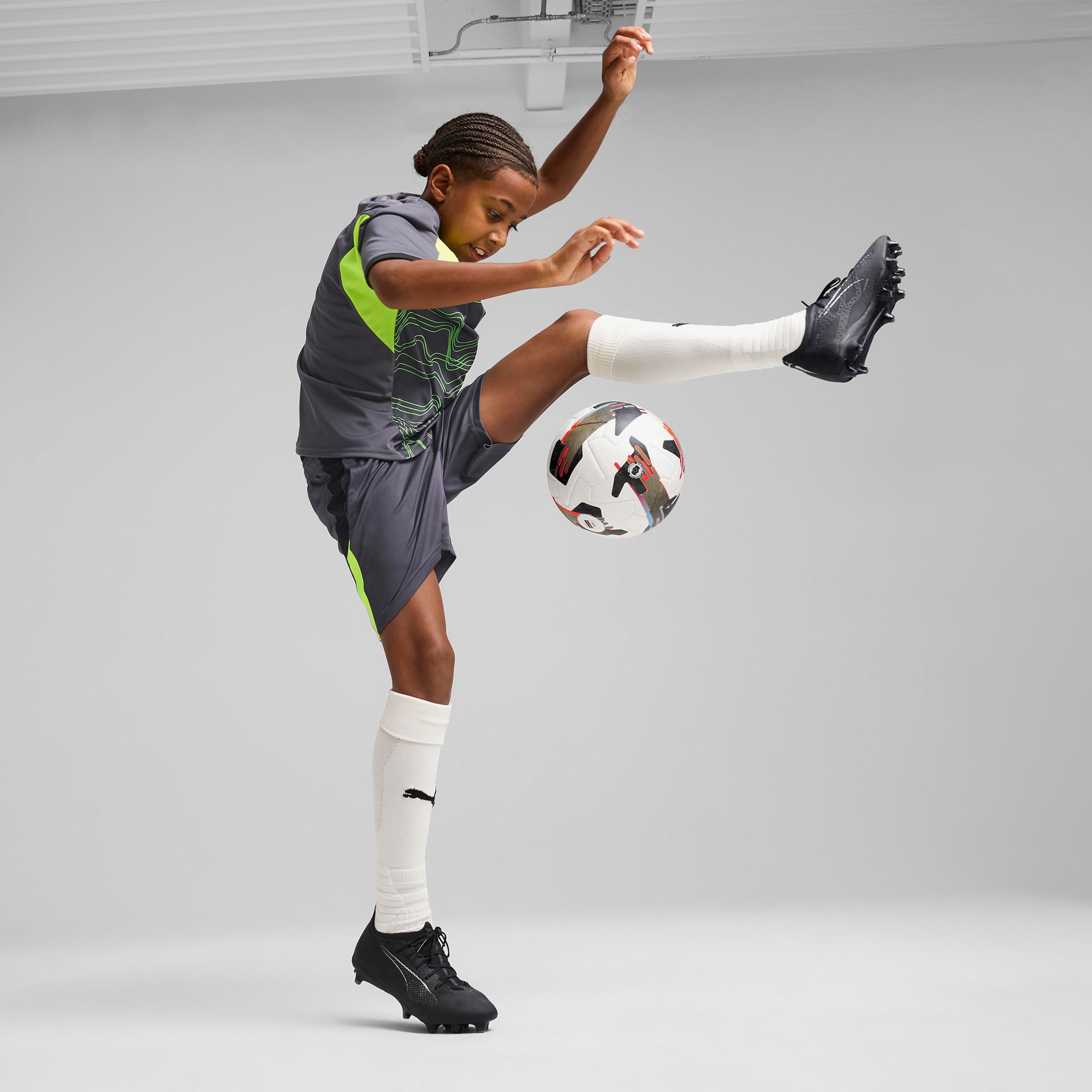 Puma Individualliga Graphic Çocuk Gri Forma