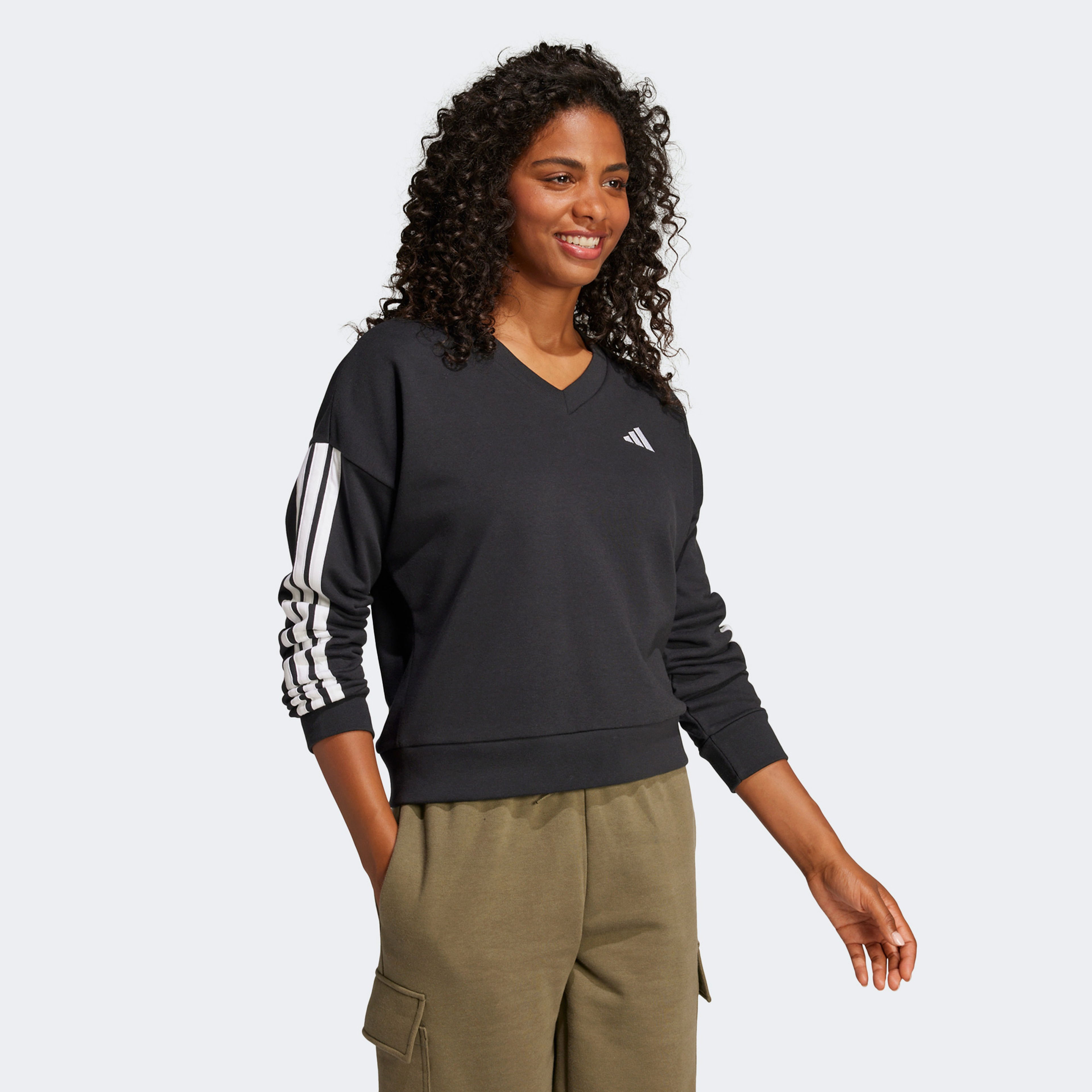 adidas Essentials 3 Stripes French Terry Kadın Siyah Sweatshirt