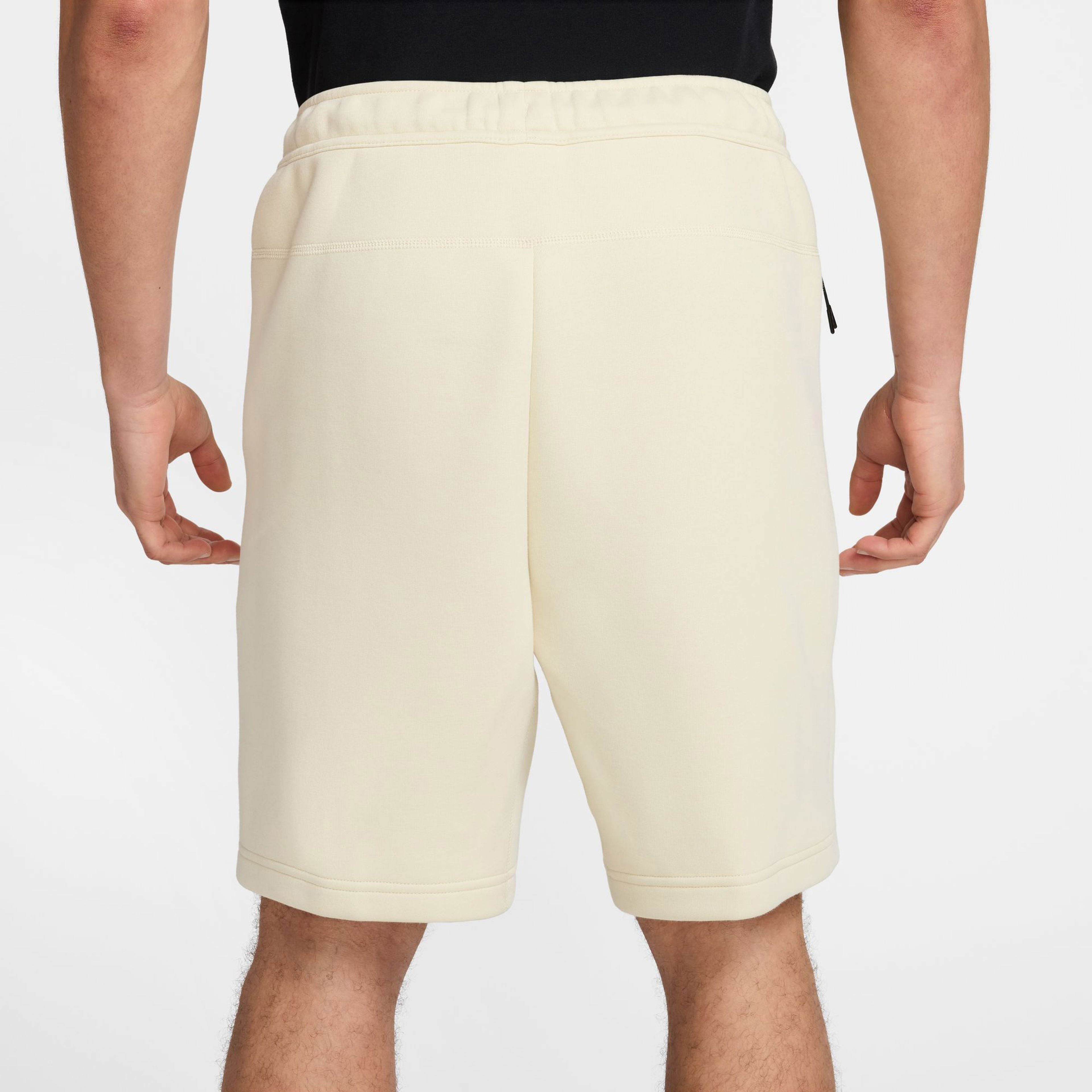 Nike Tech Fleece Erkek Krem Şort