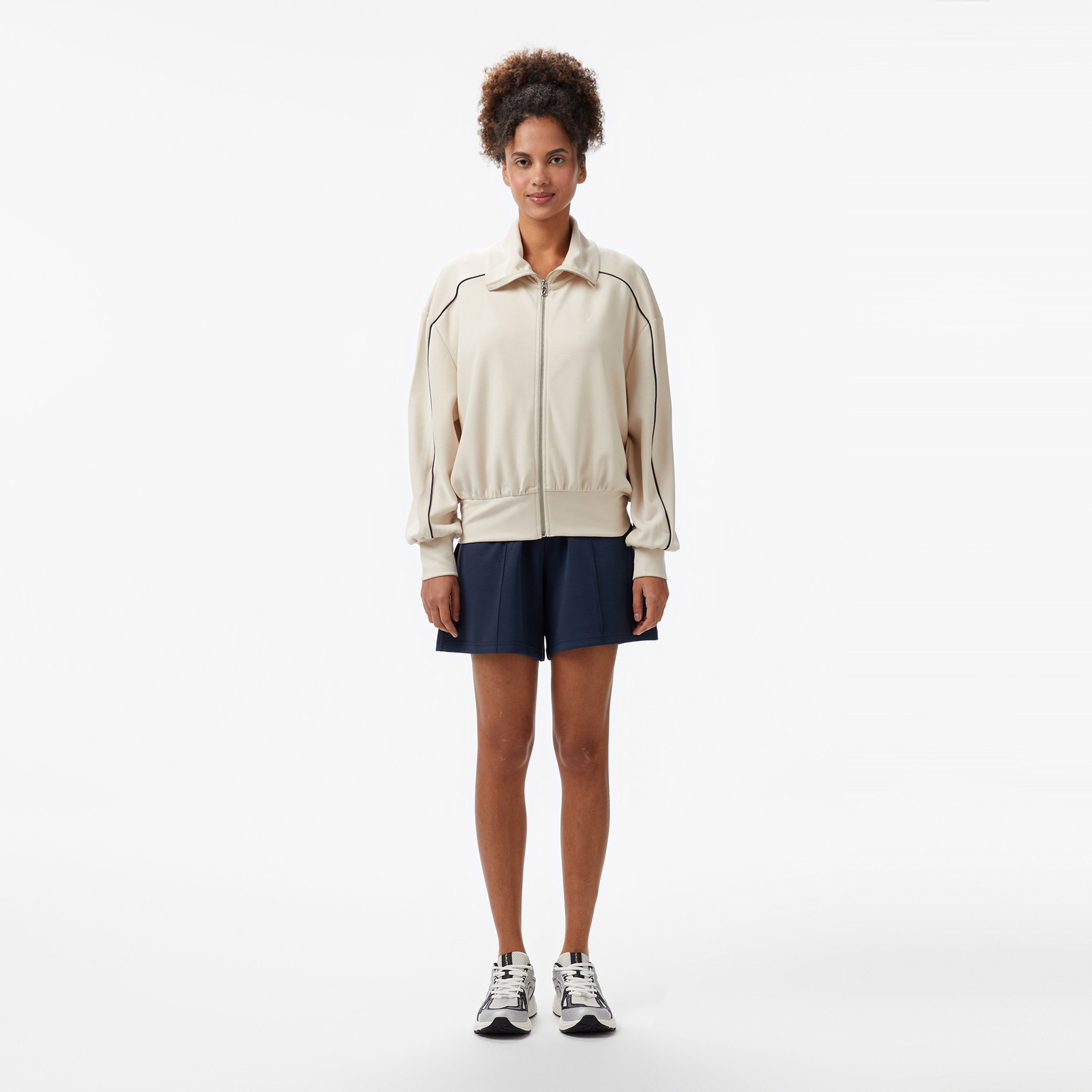 Nautica Kadın Ekru Regular Fit Dik Yaka Sweatshirt