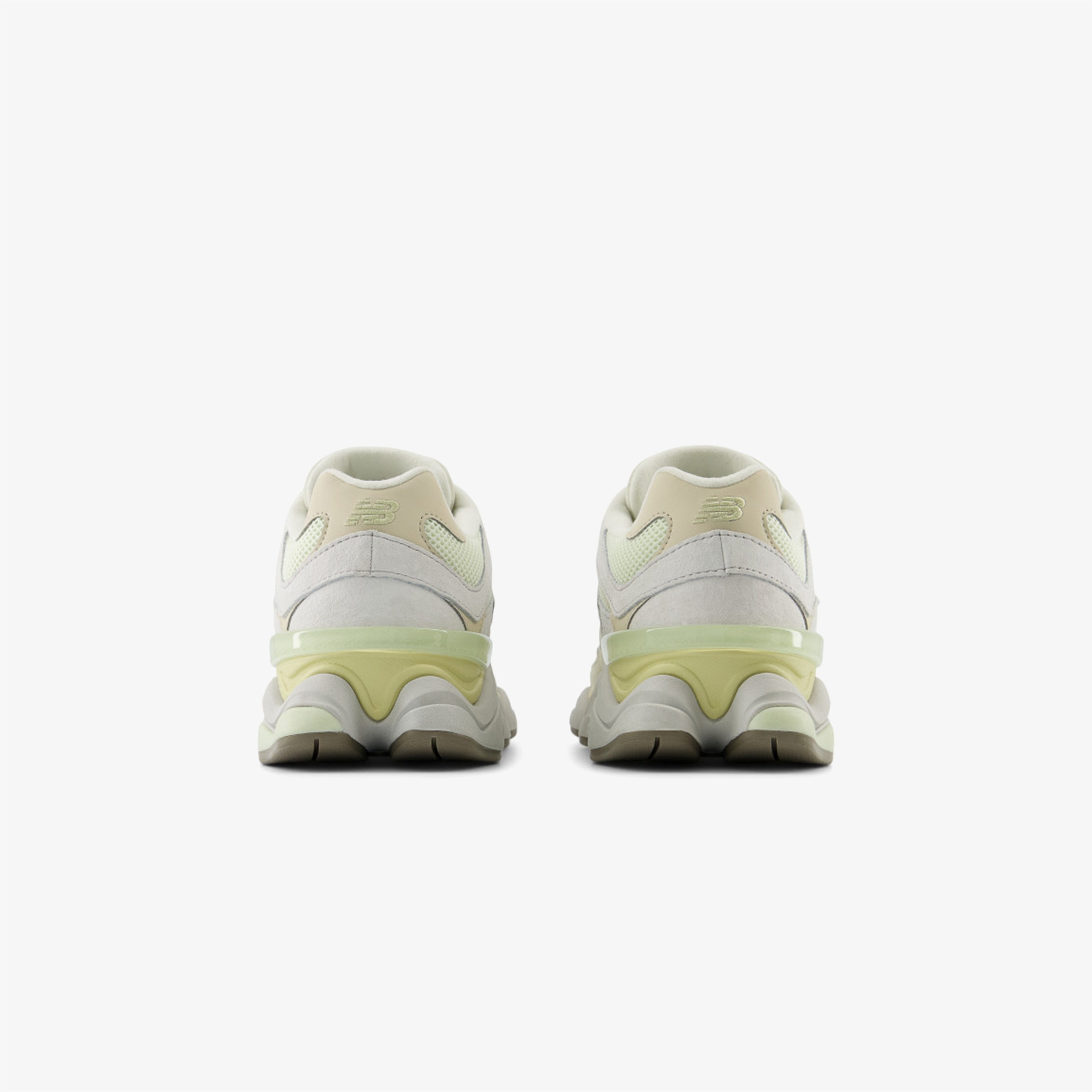 New Balance 9060 Kadın Beyaz Spor Ayakkabı