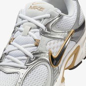 Nike V5 RNR Erkek Gri Spor Ayakkabı