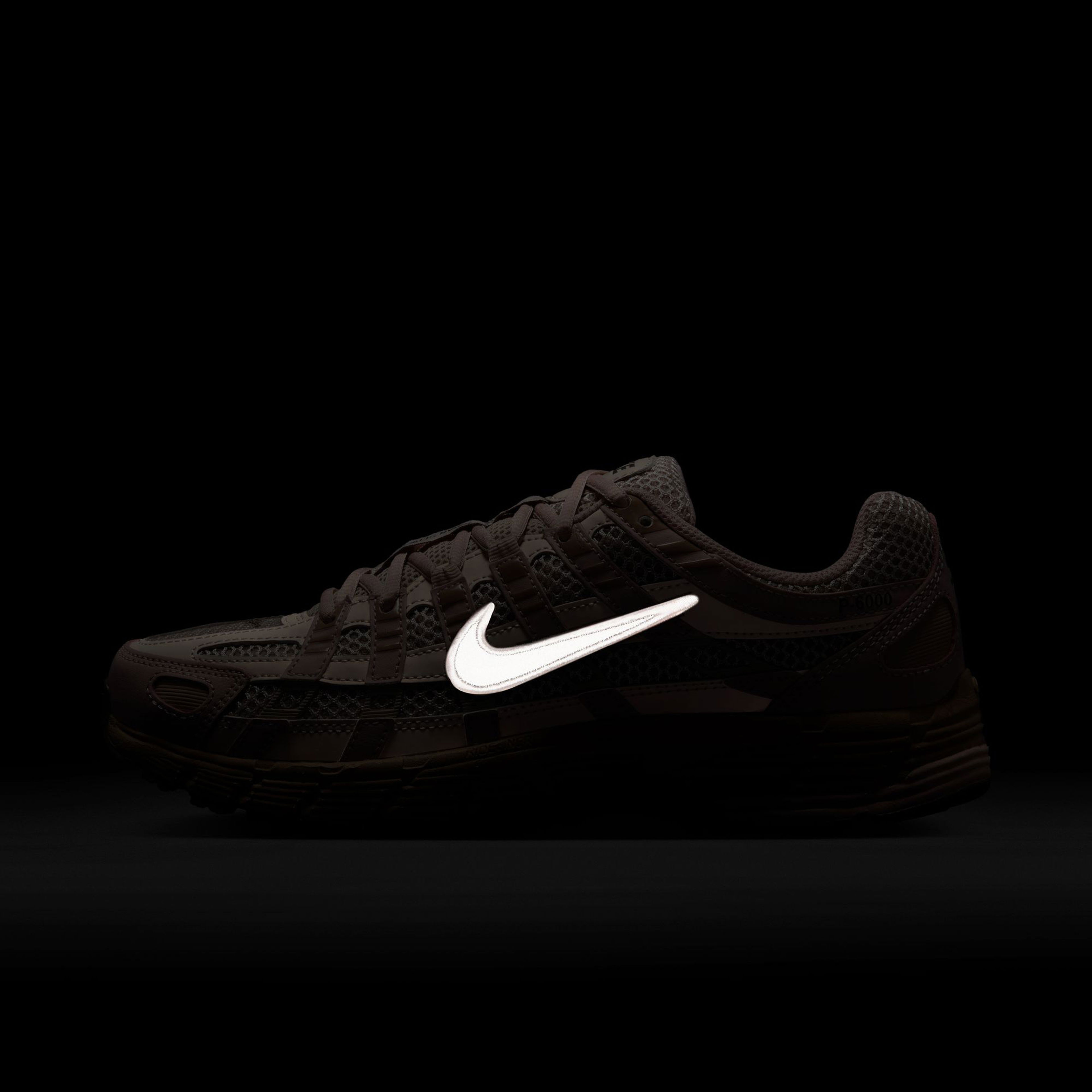 Nike P-6000 Kadın Kahverengi Sneaker