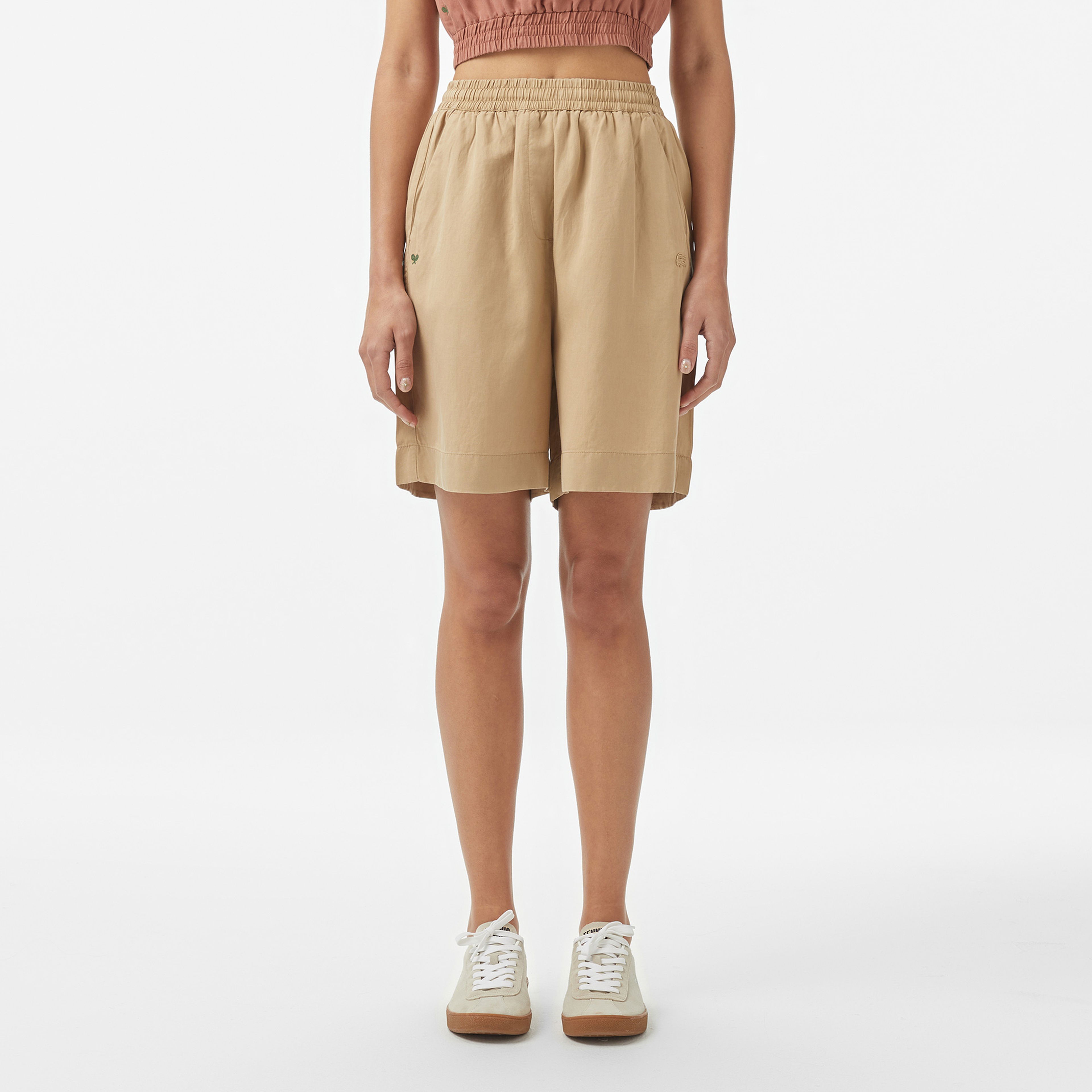Lacoste Kadın Regular Fit Bej Bermuda Şort