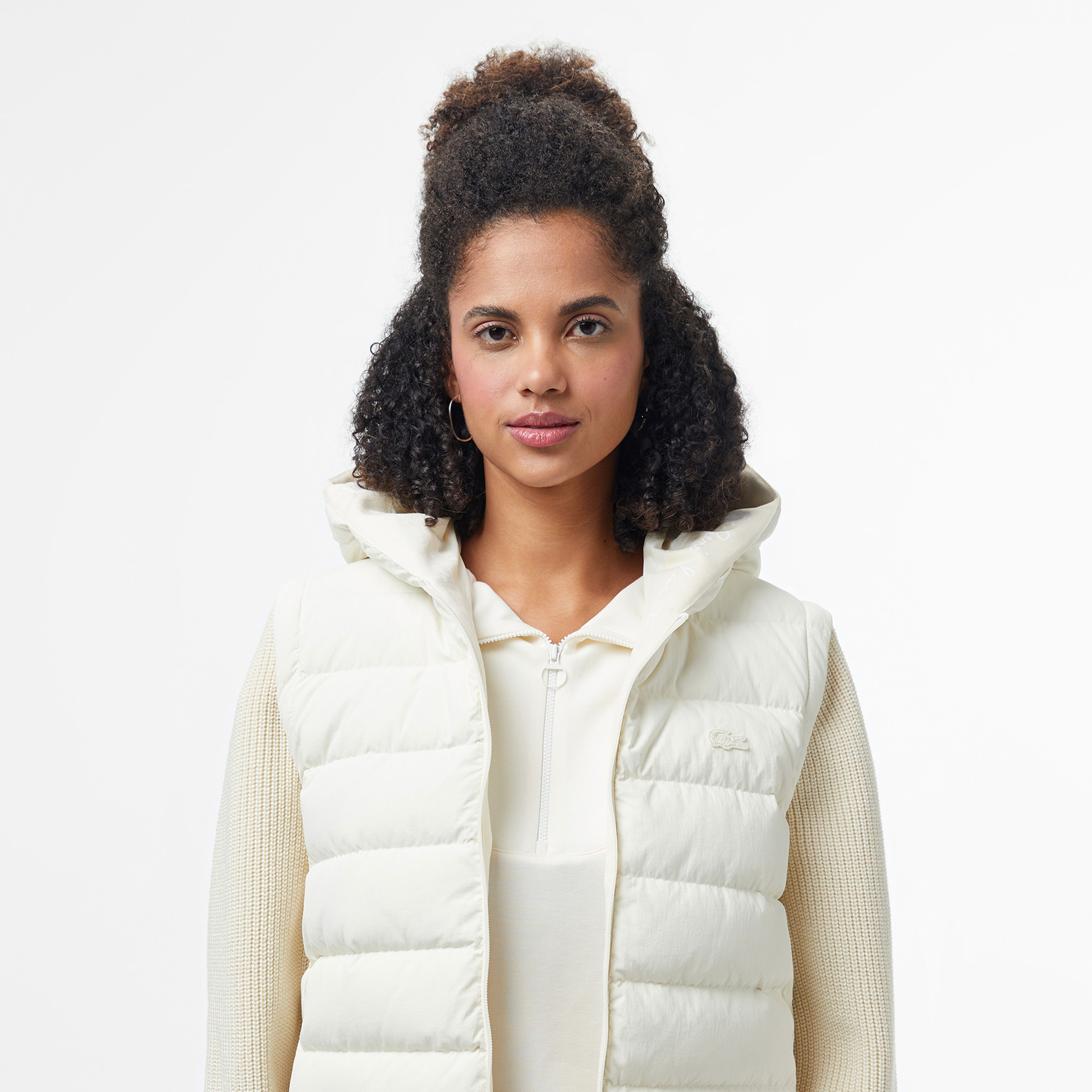 Lacoste Kadın Regular Fit Kapüşonlu Beyaz Mont