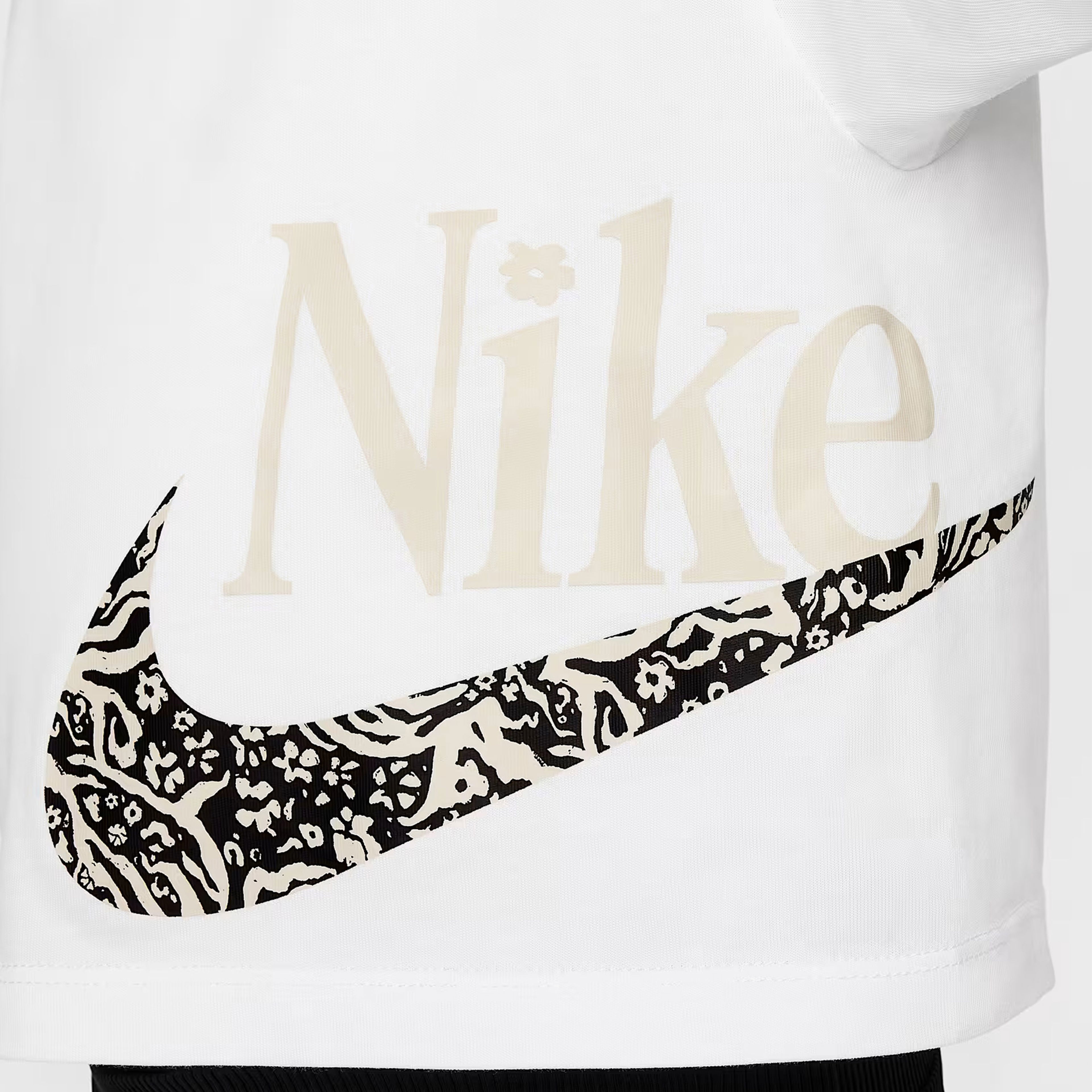 Nike Wild Flower Çocuk Siyah Şort Takım