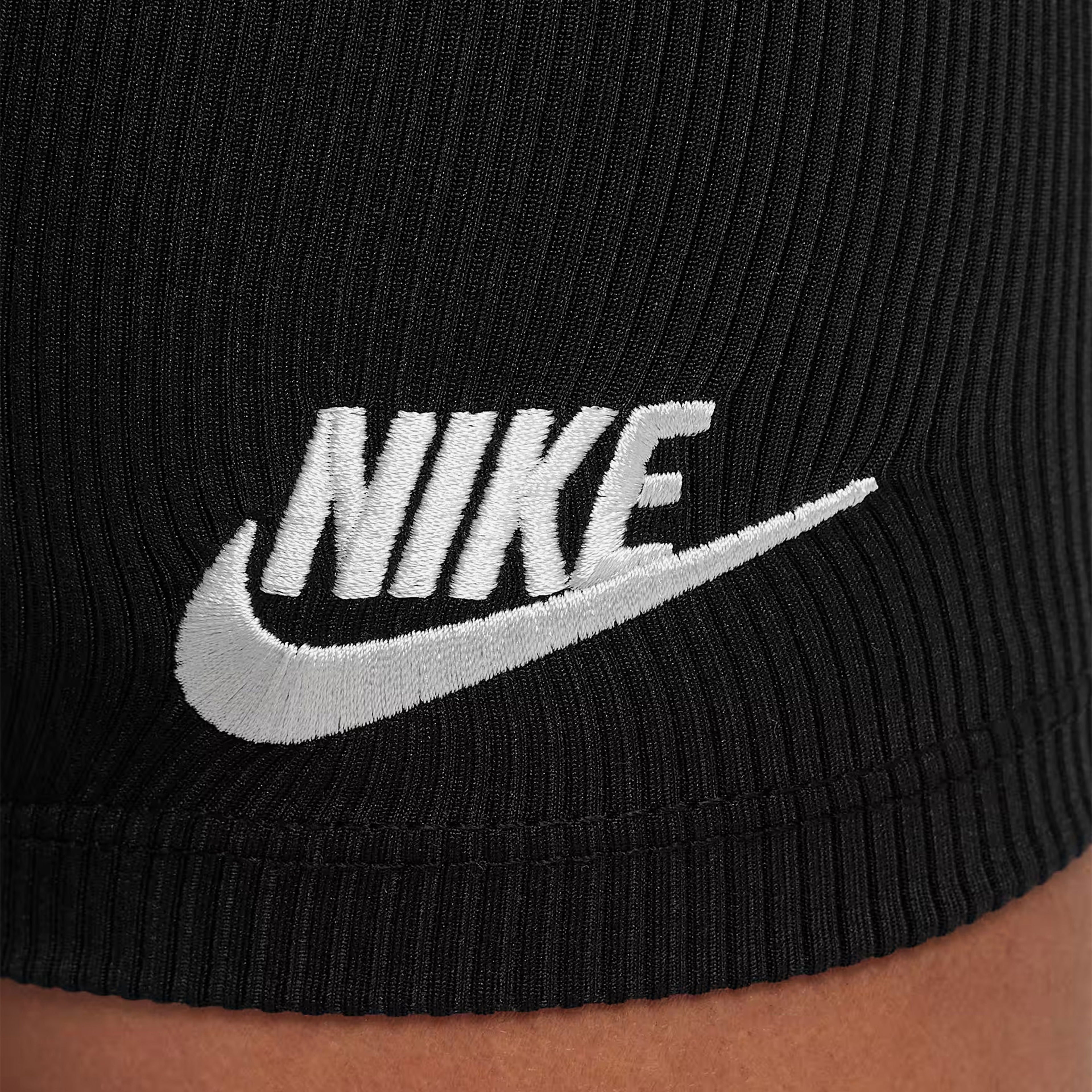 Nike Wild Flower Çocuk Siyah Şort Takım