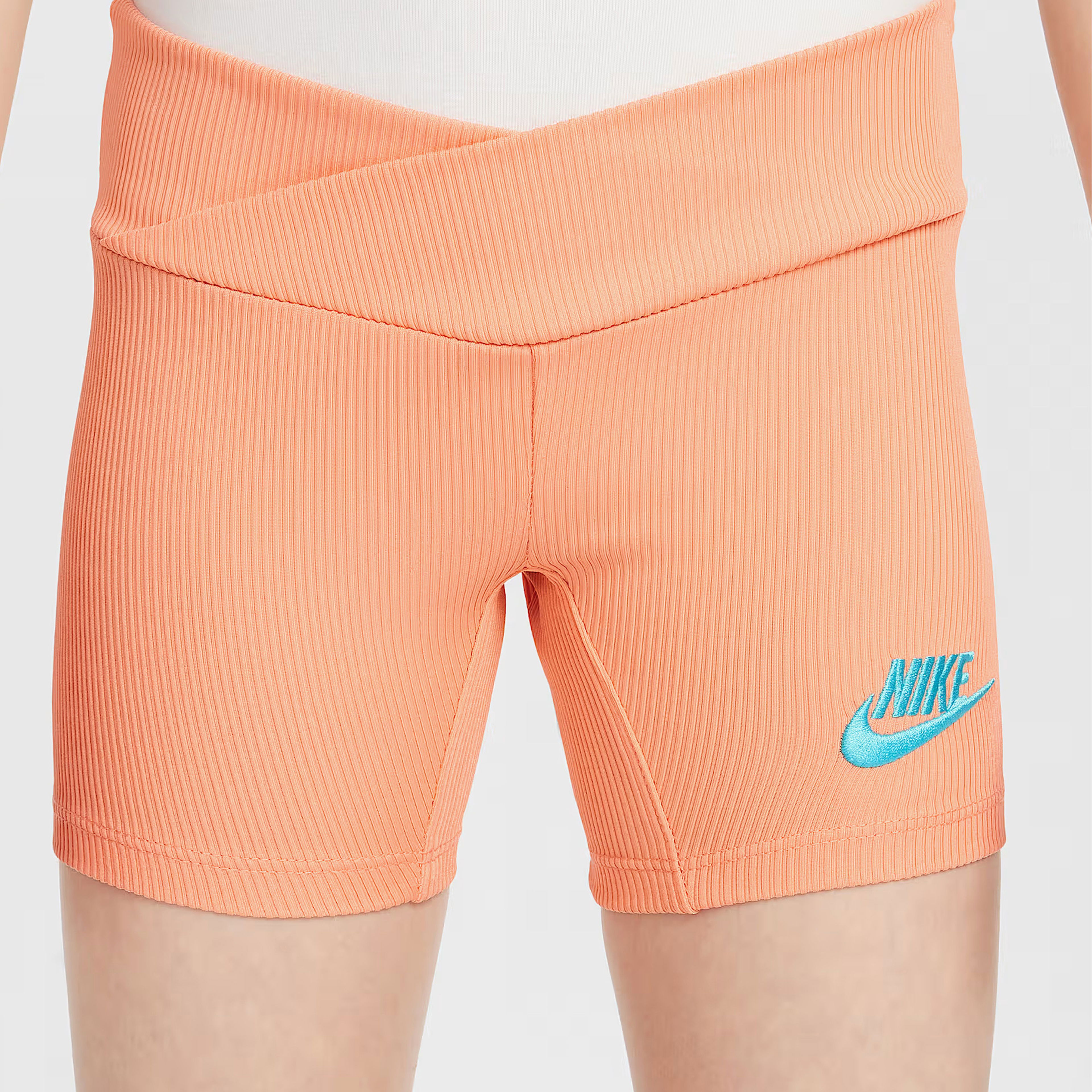 Nike Wild Flower Çocuk Turuncu Şort Takım