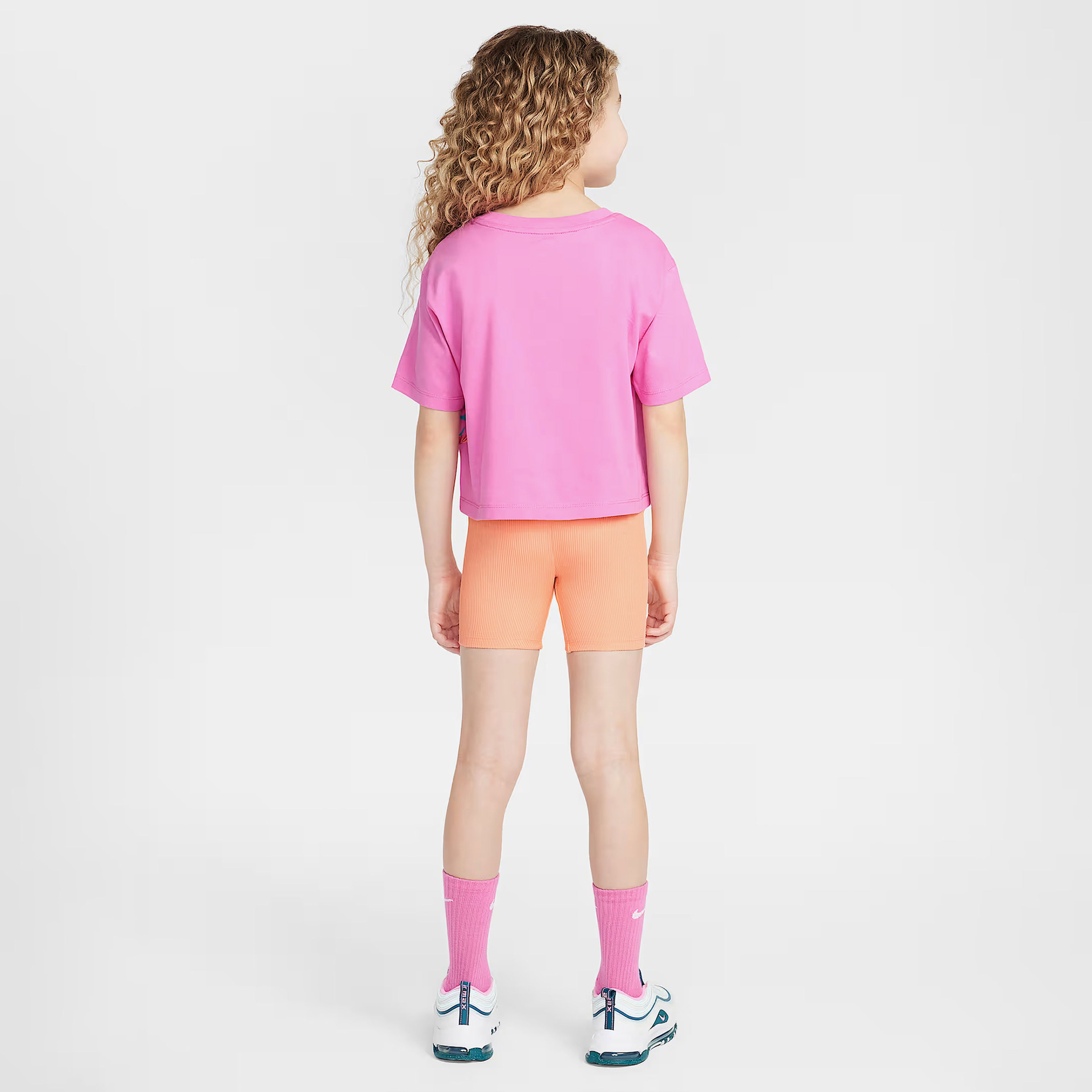 Nike Wild Flower Çocuk Turuncu Şort Takım