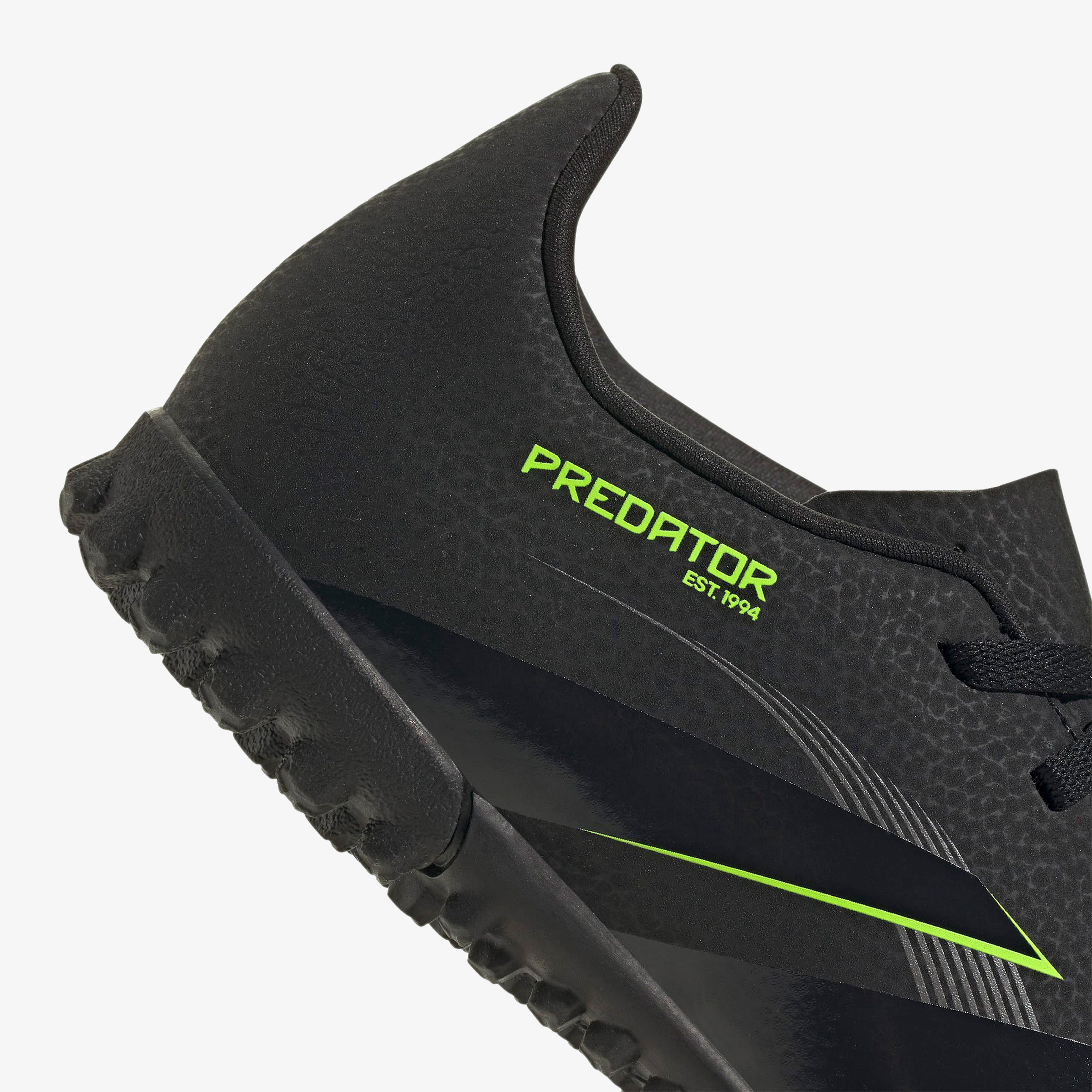adidas Predator Club Tf J Çocuk Siyah Spor Ayakkabı