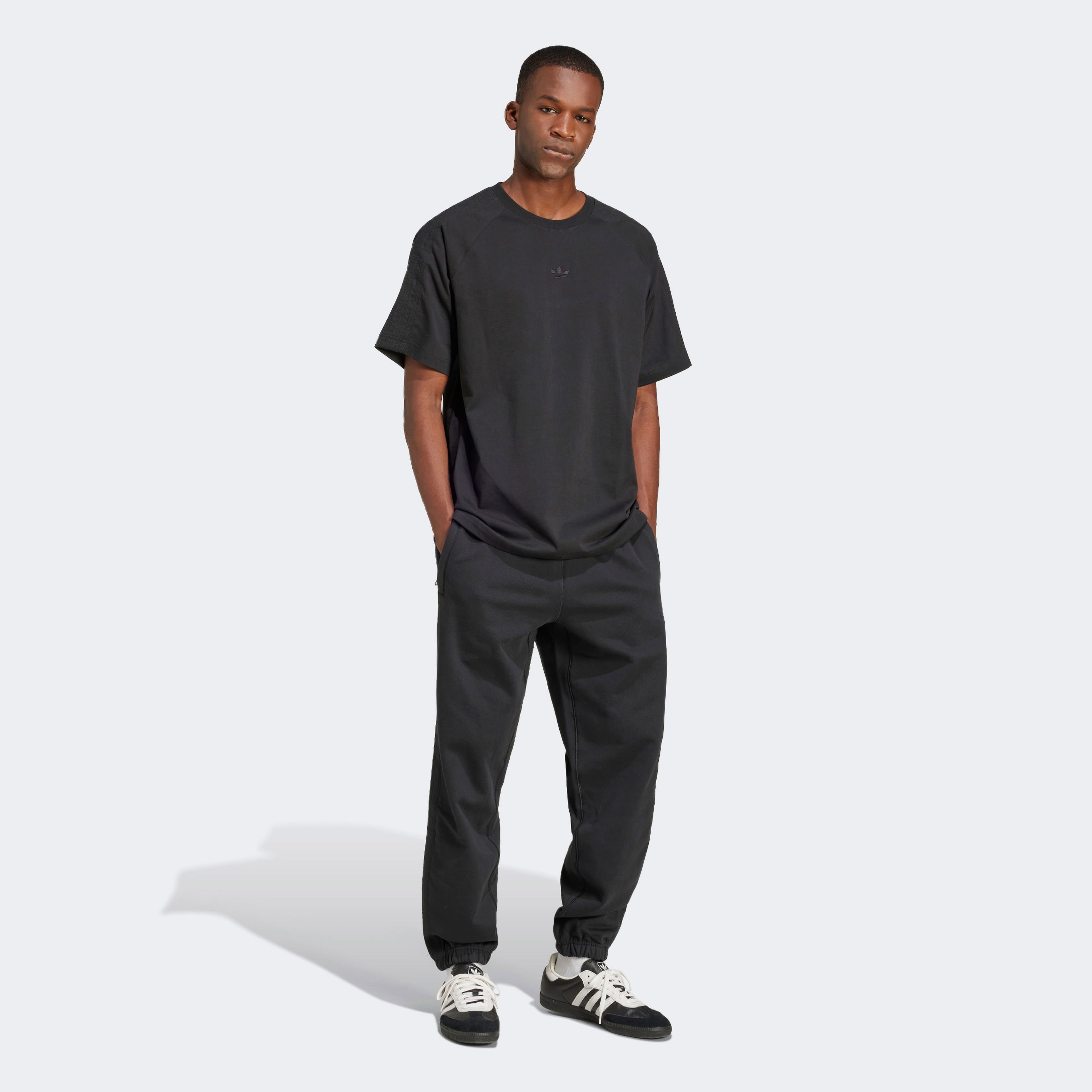 adidas P Essential  Erkek Siyah T-Shirt