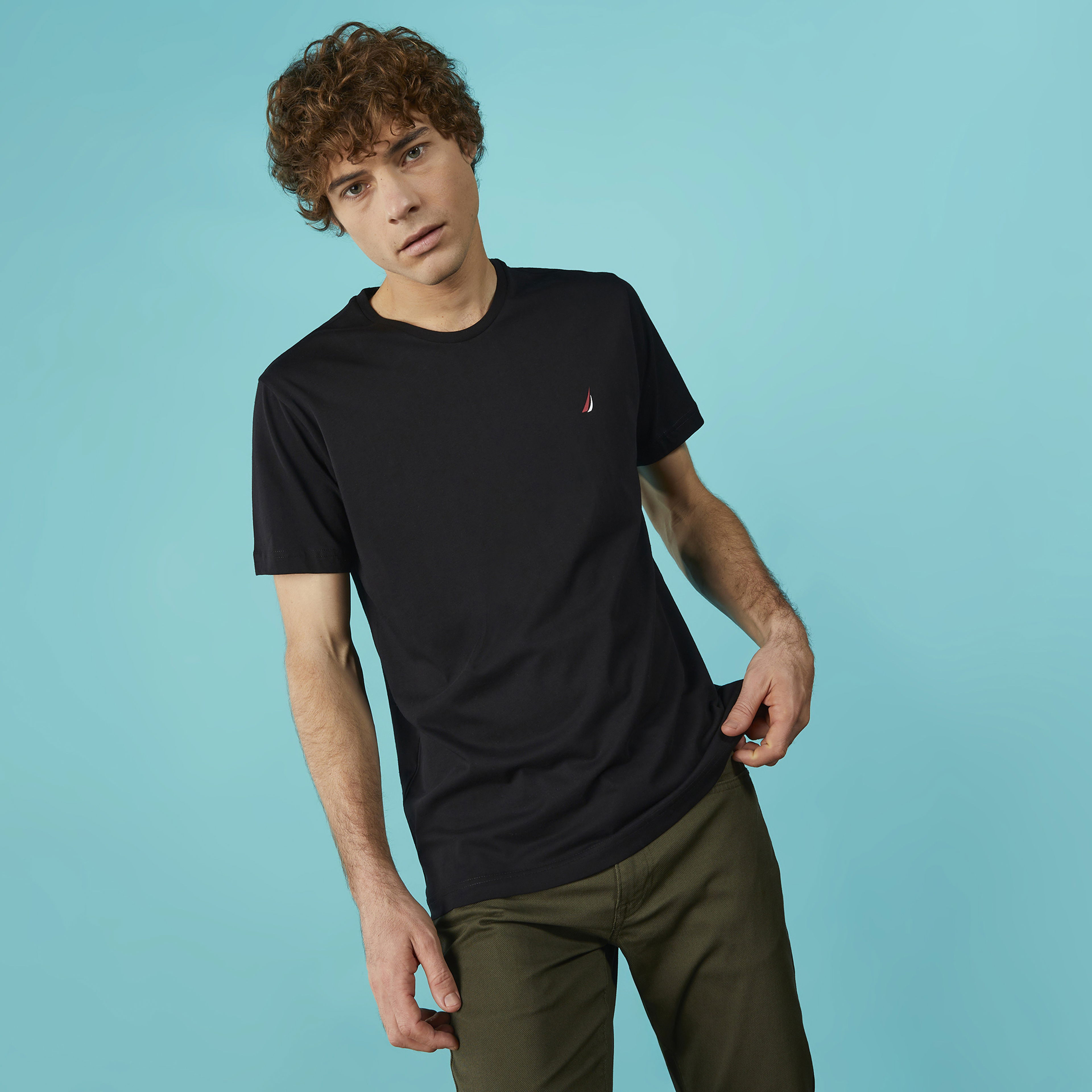 Nautica Erkek Siyah Standart Fit T-Shirt
