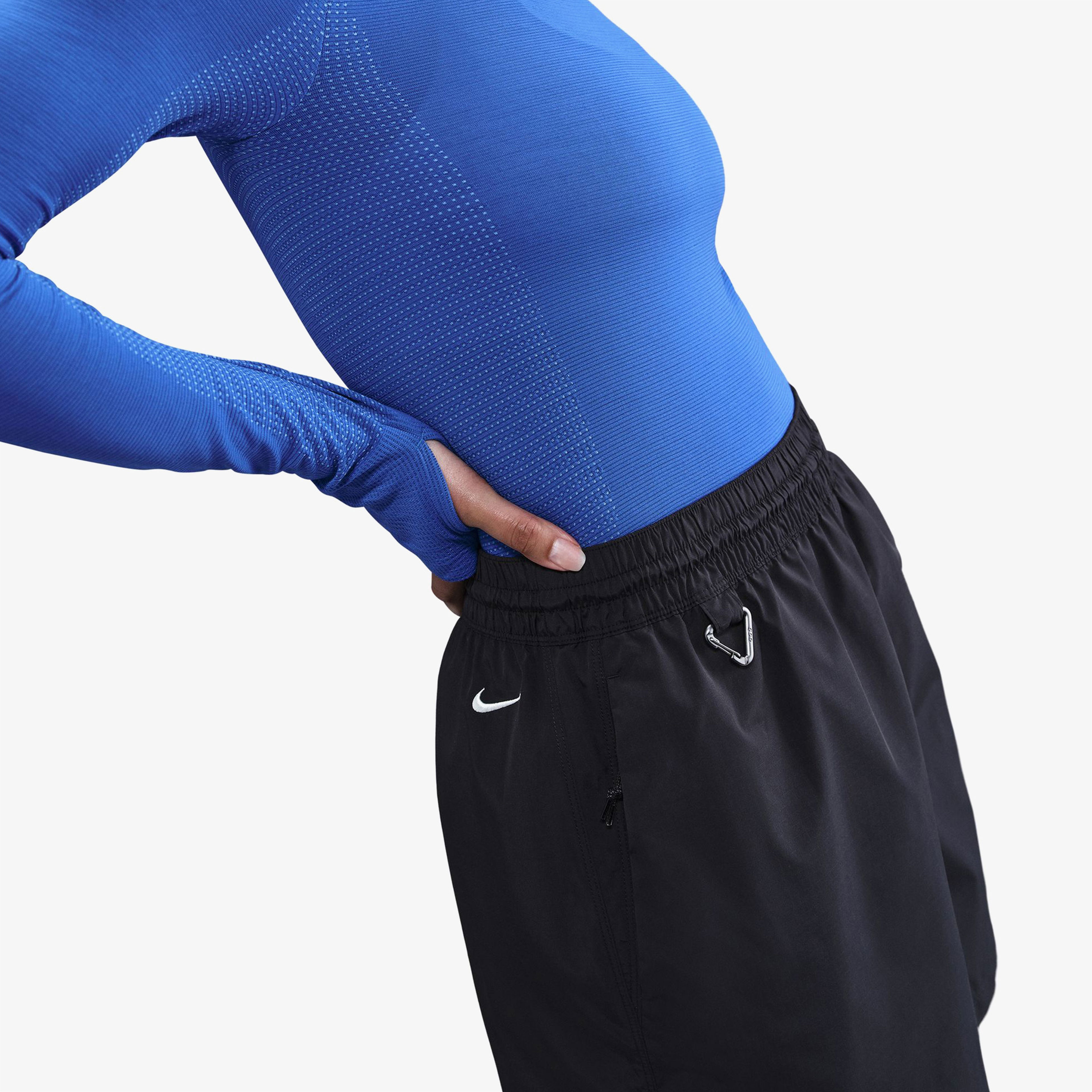Nike ACG Repel Normal Belli Kadın Siyah Şort