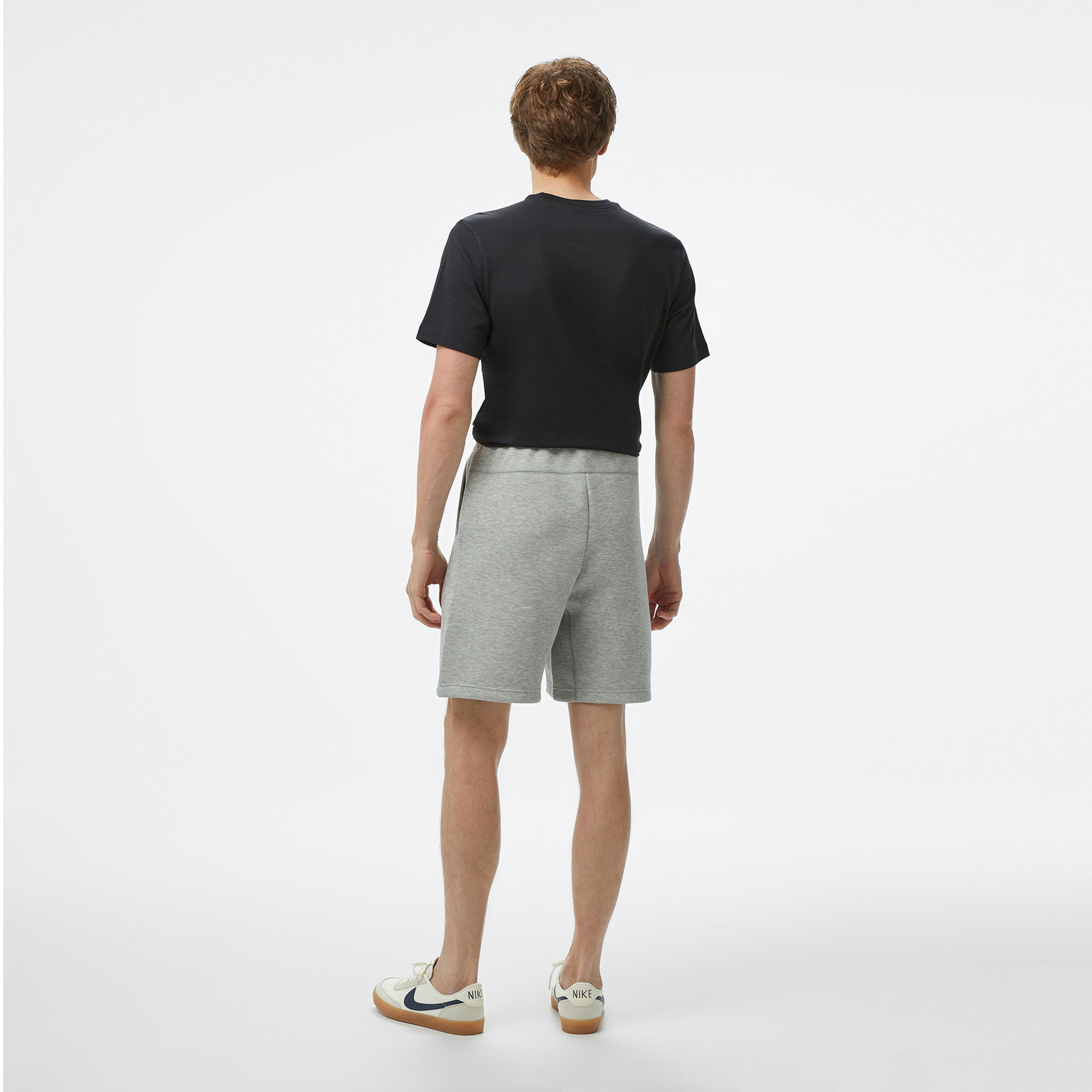 Nike Tech Fleece Erkek Gri Şort