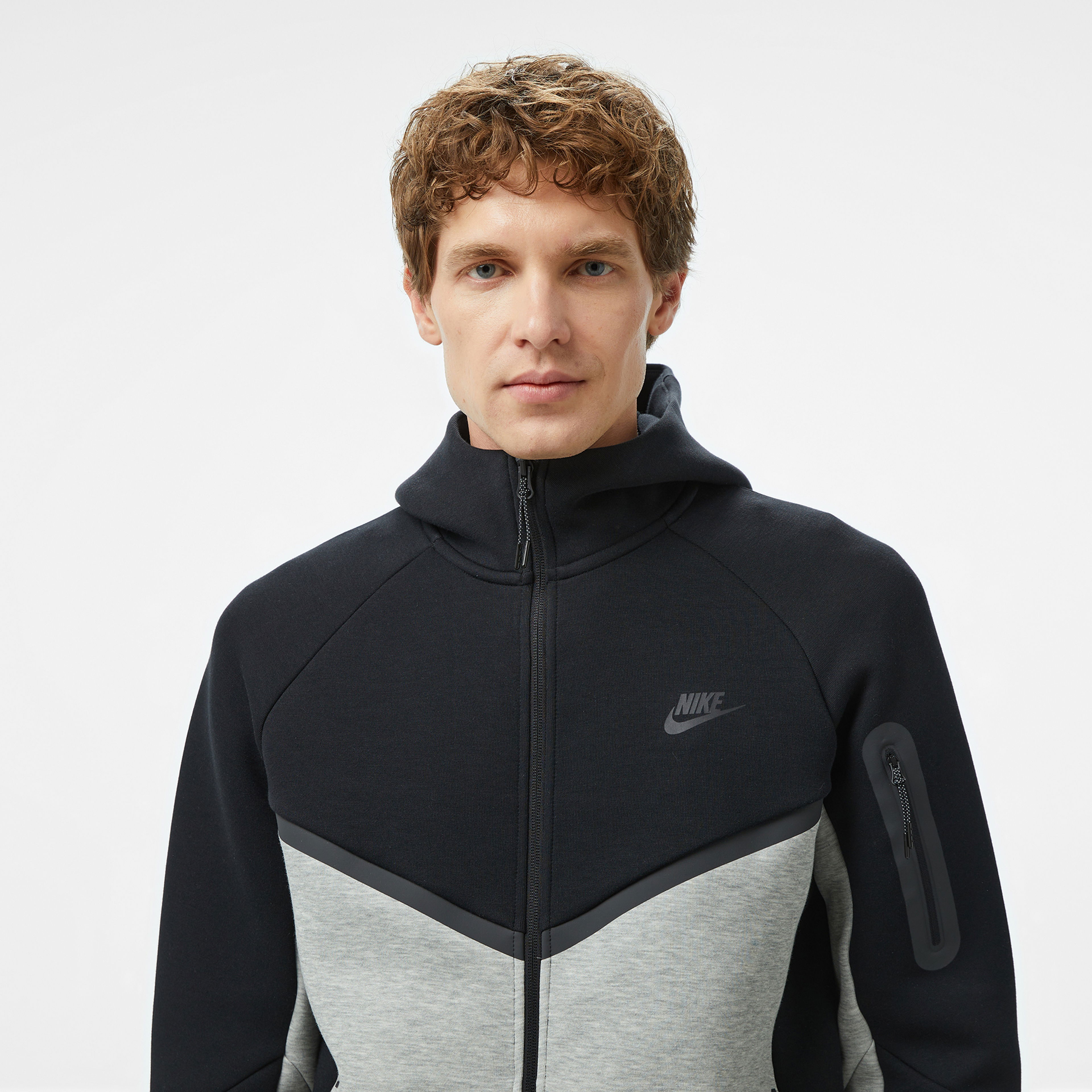 Nike Tech Fleece Erkek Siyah Sweatshirt