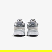 New Balance 990 Kadın Gri Spor Ayakkabı