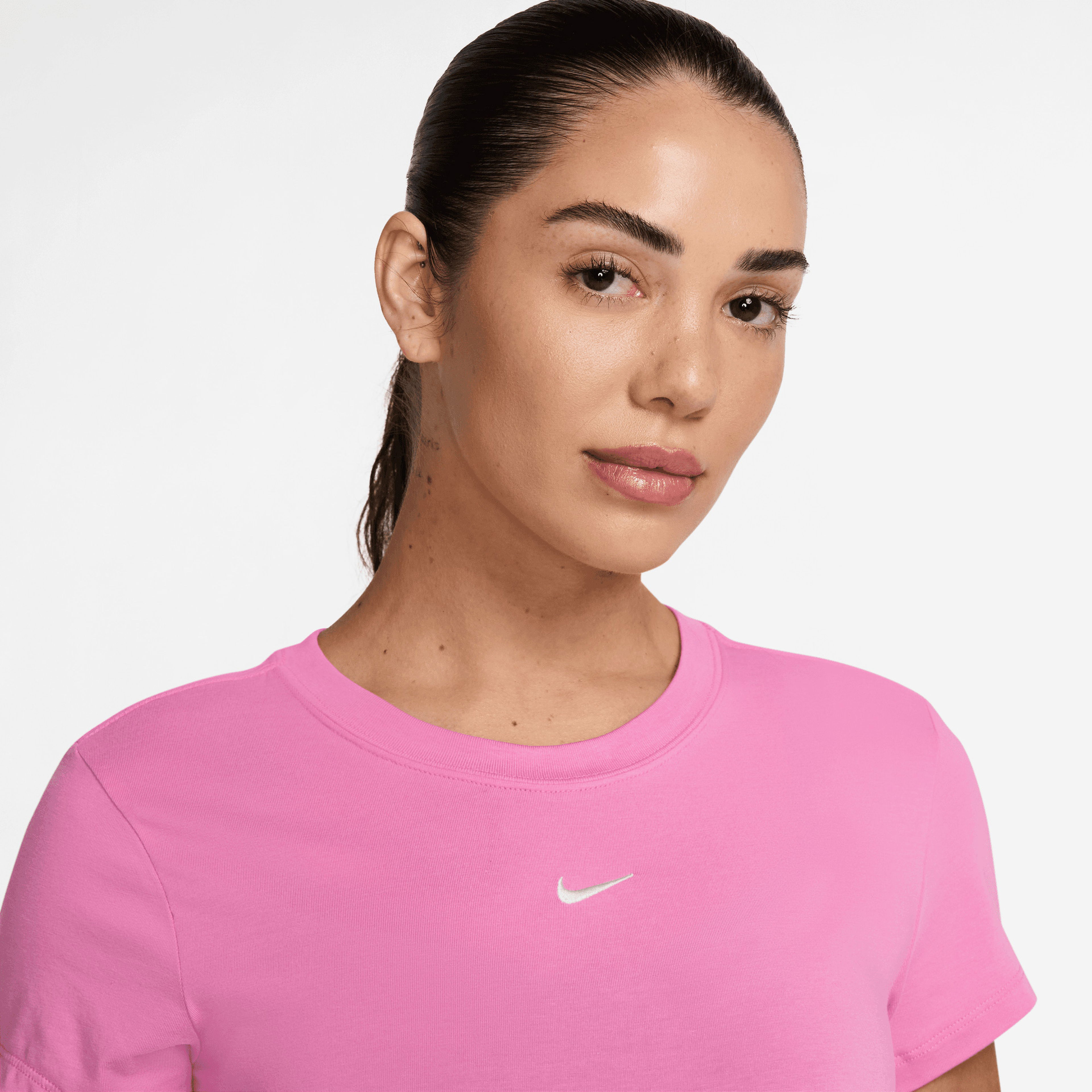 Nike Sportswear Chill Knit Kadın Pembe T-Shirt