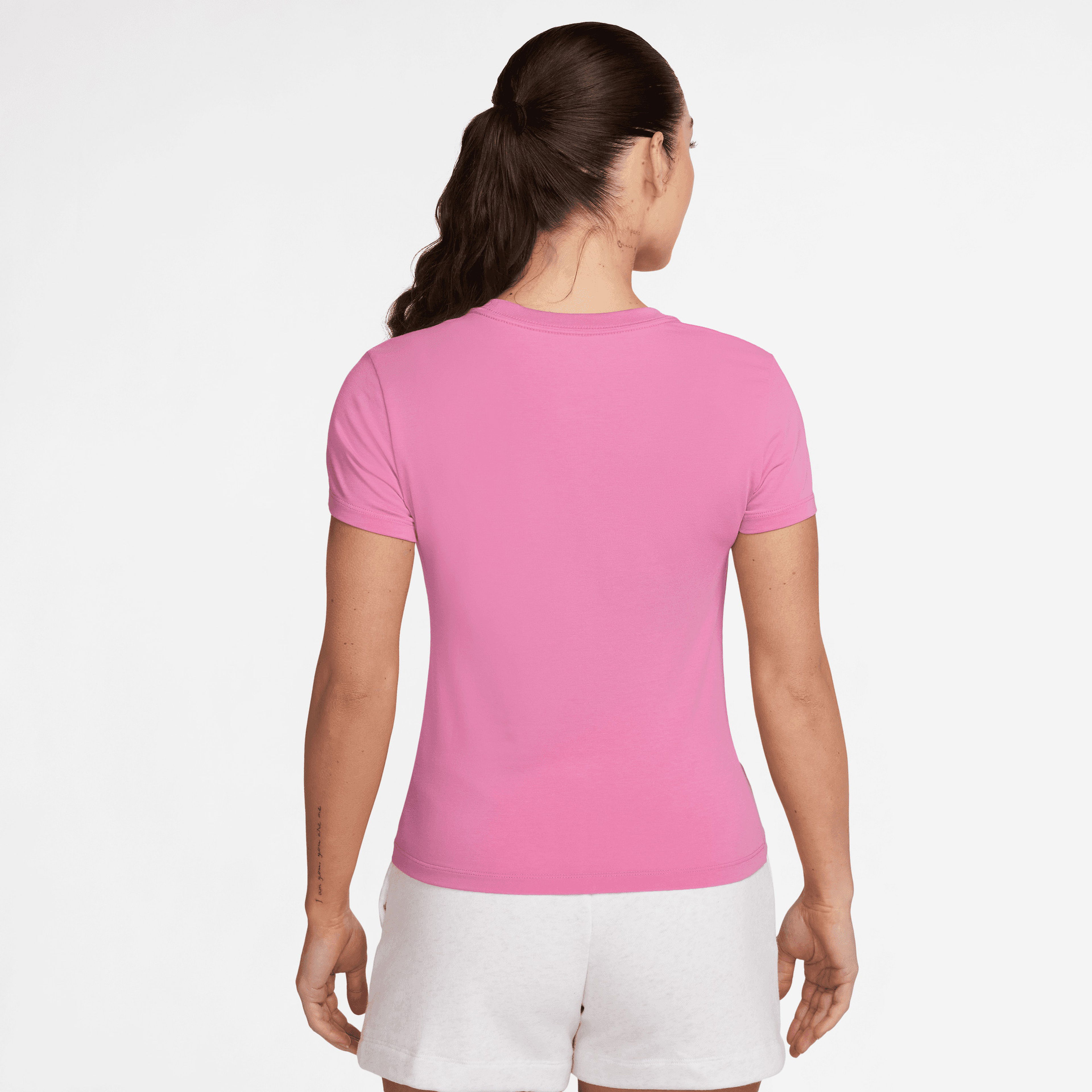 Nike Sportswear Chill Knit Kadın Pembe T-Shirt