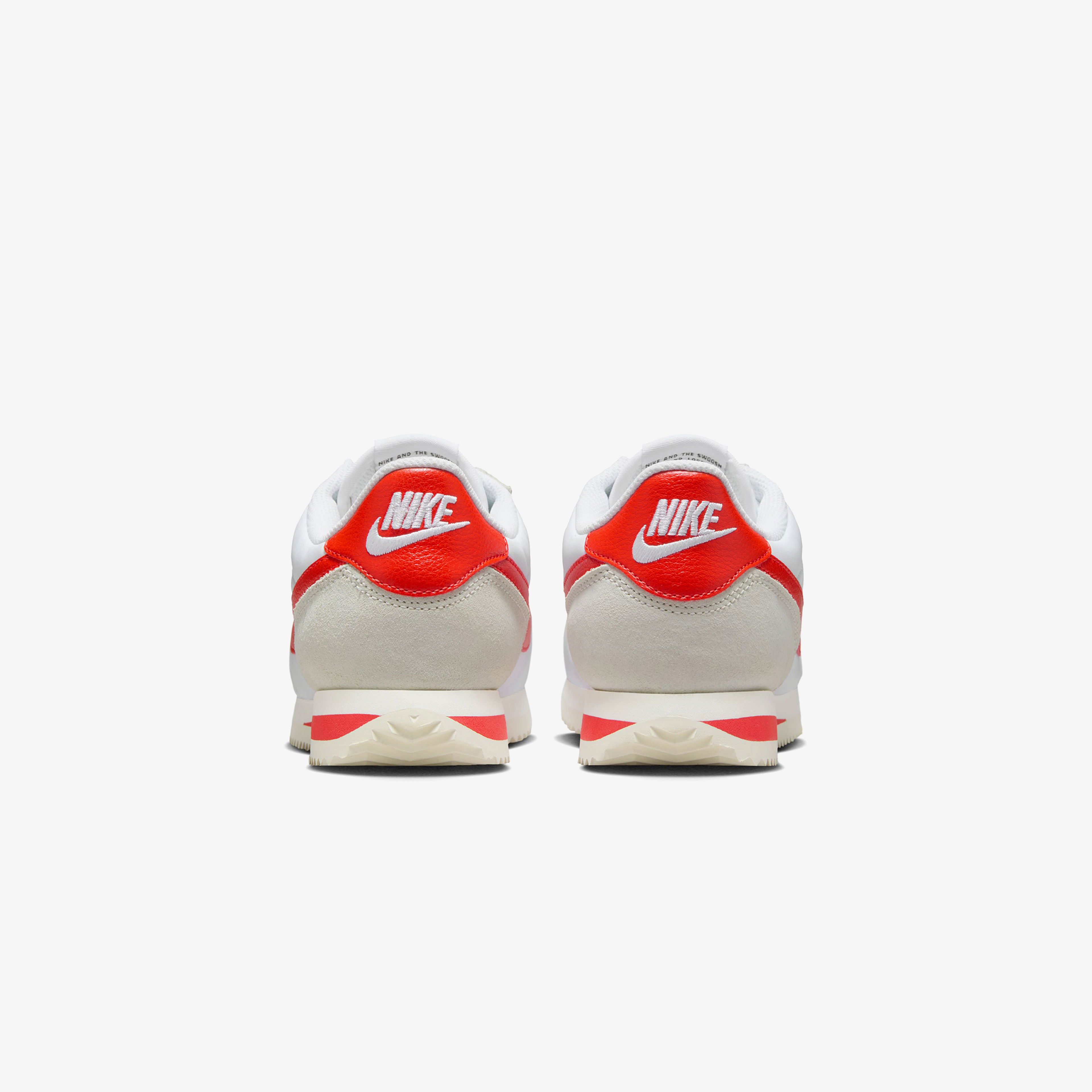 Nike Cortez Kadın Beyaz Spor Ayakkabı