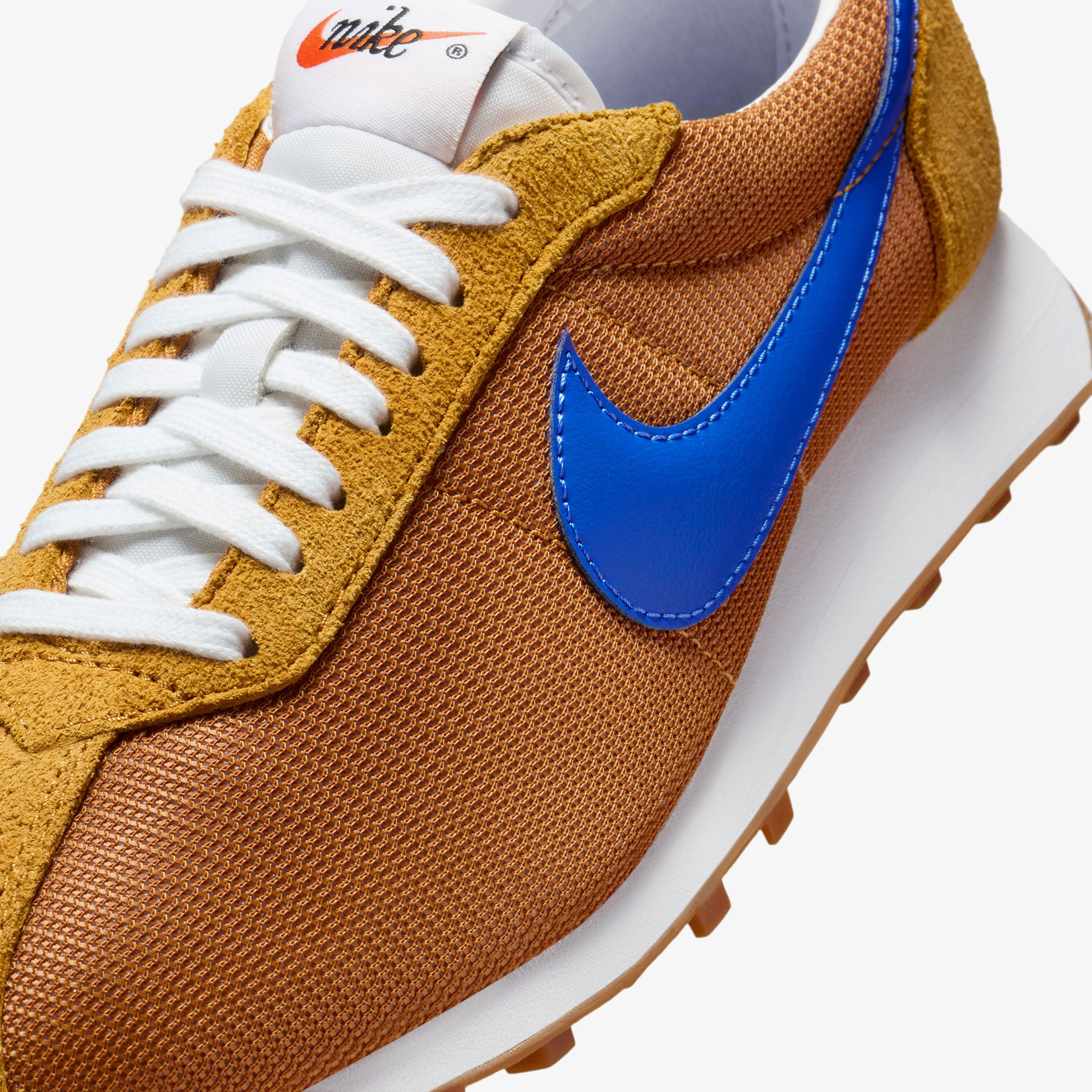 Nike LD-1000 Kadın Altın Spor Ayakkabı